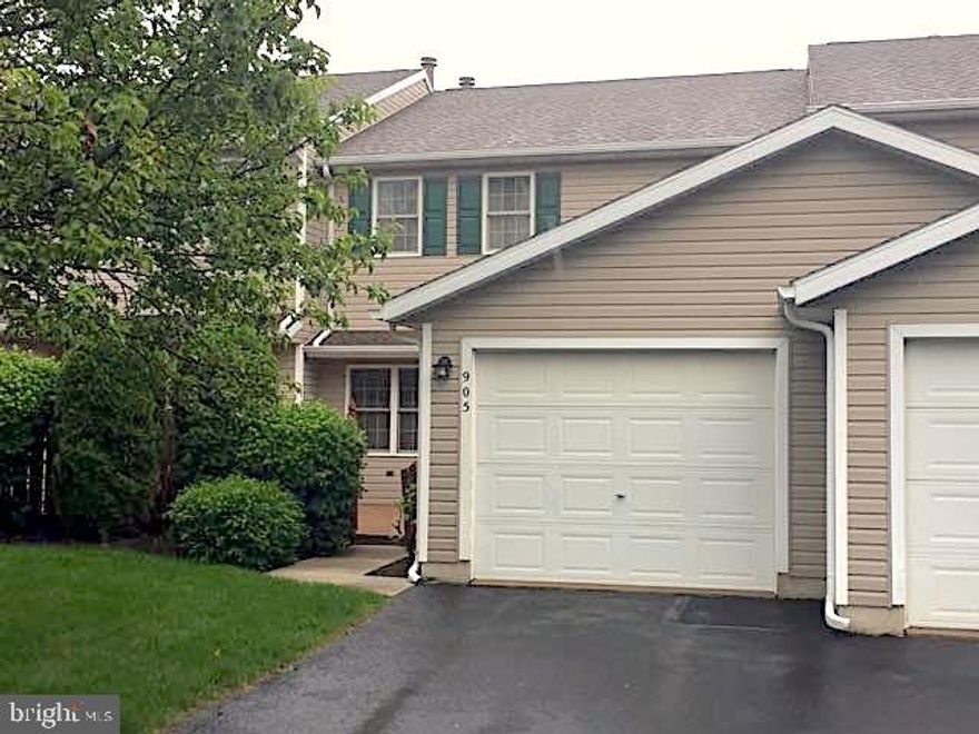 End of the road 3 BR 2 Bath Condo in West York, Features: 1st floor master suite with two closets and access to full bath, Wood burning Fireplace in LR, eat in kitchen, two large bedrooms on 2nd floor, loft overlooking LR with vaulted ceilings and skylights, large closets throughout, first floor laundry, one car garage with overhead storage, large front deck and rear patio, guest parking access nearby. A must see home.