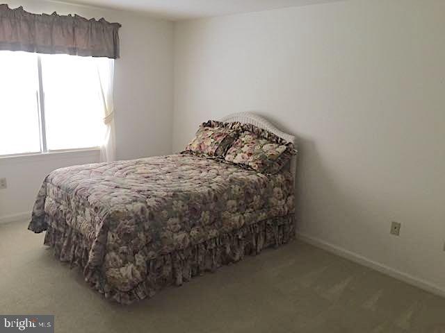 STONEGATE VILLAGE - Residential