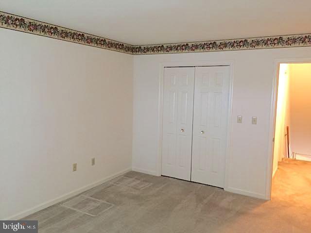 STONEGATE VILLAGE - Residential