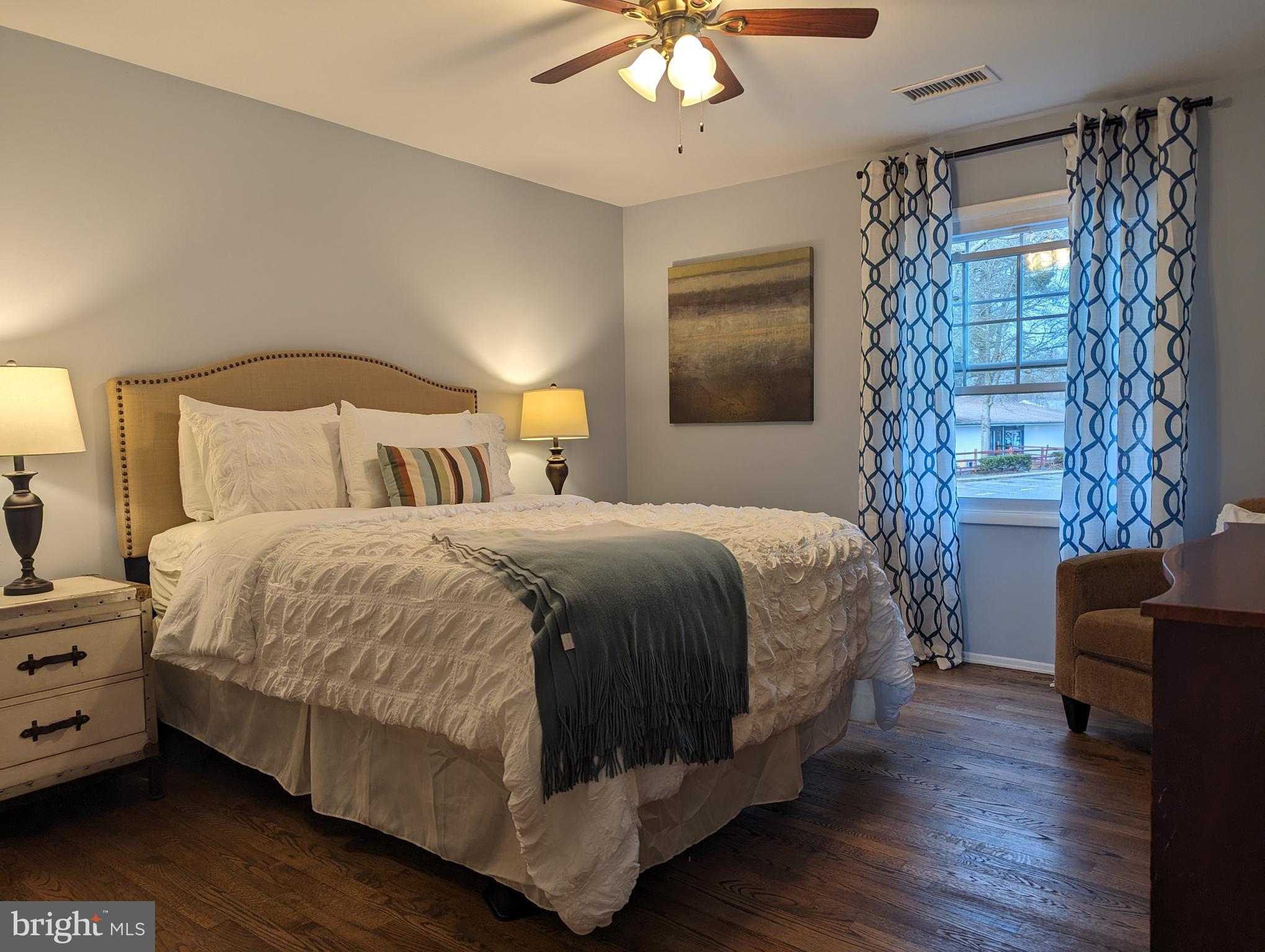 LONGFELLOW - Residential