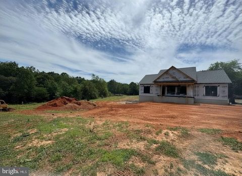 Homes For Sale - 7705 Three Notch Road<br/> LOUISA, VA 23093