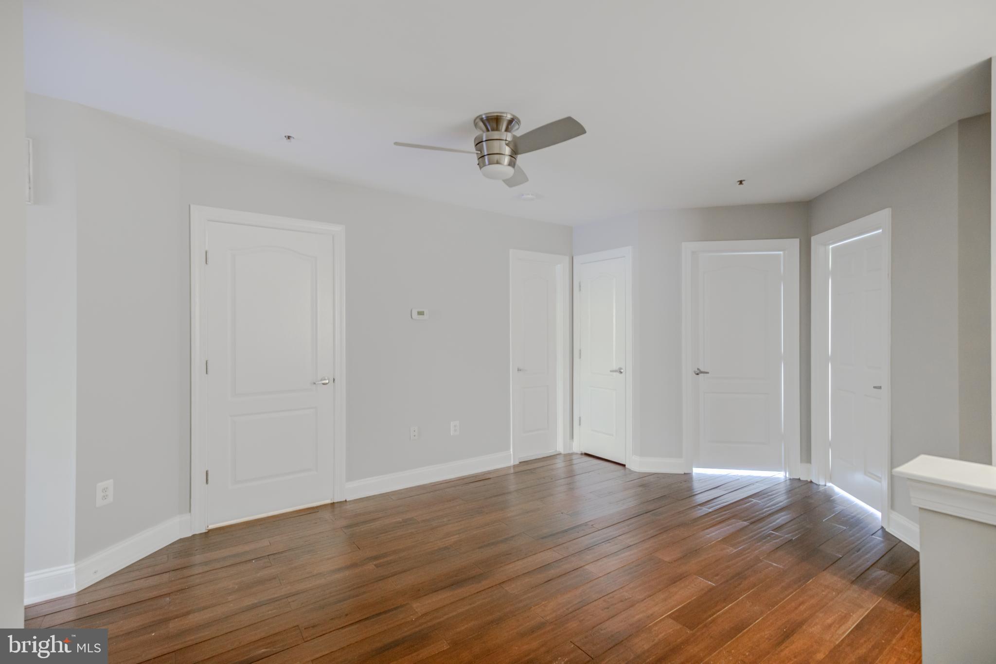 JEFFERSON PARK - Residential Lease