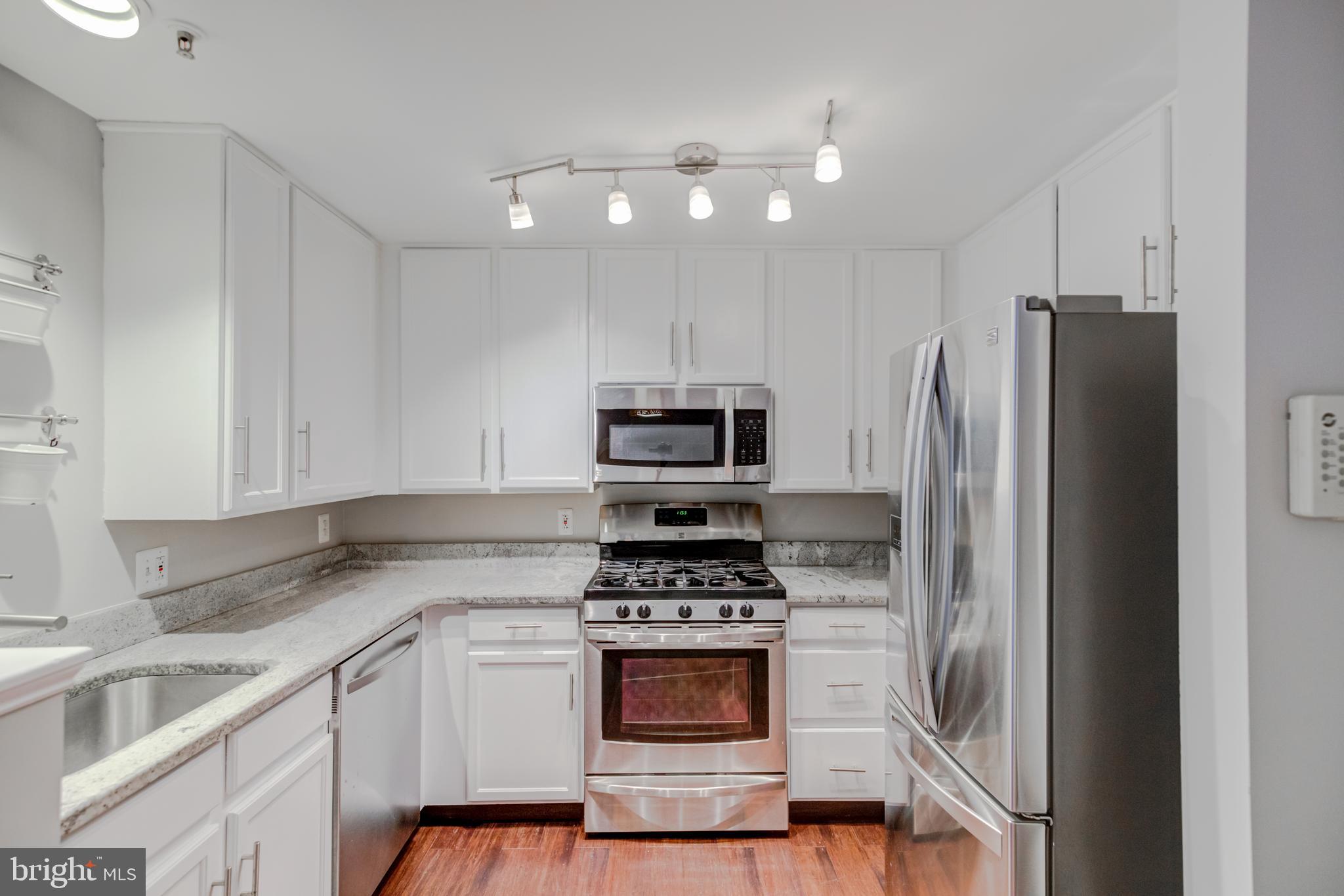 JEFFERSON PARK - Residential Lease