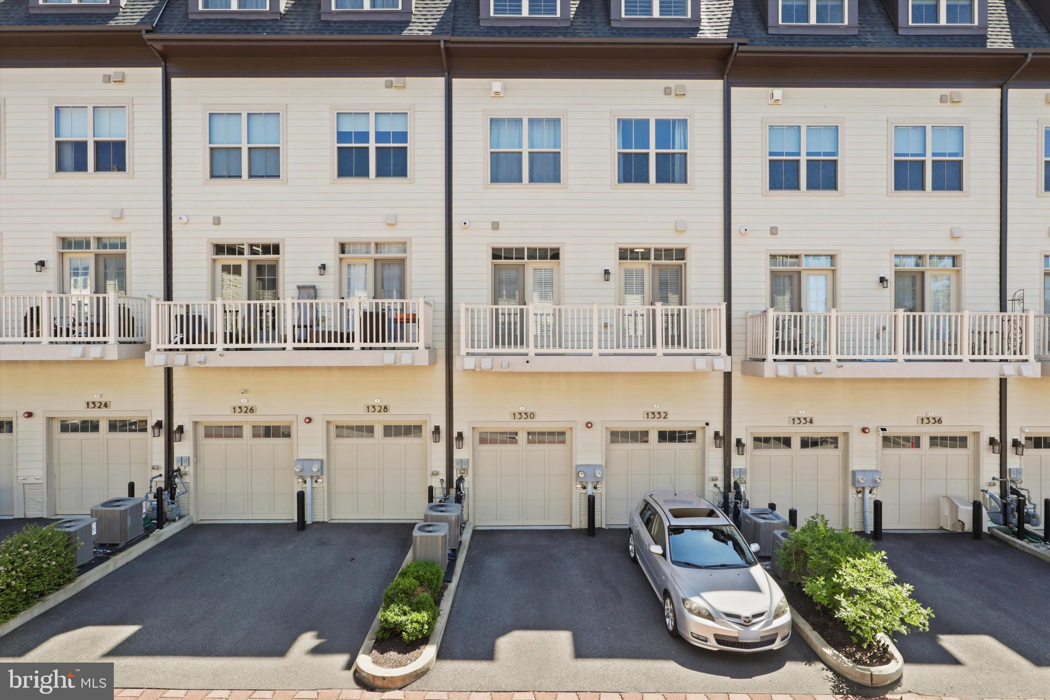 CARVER PLACE - Residential