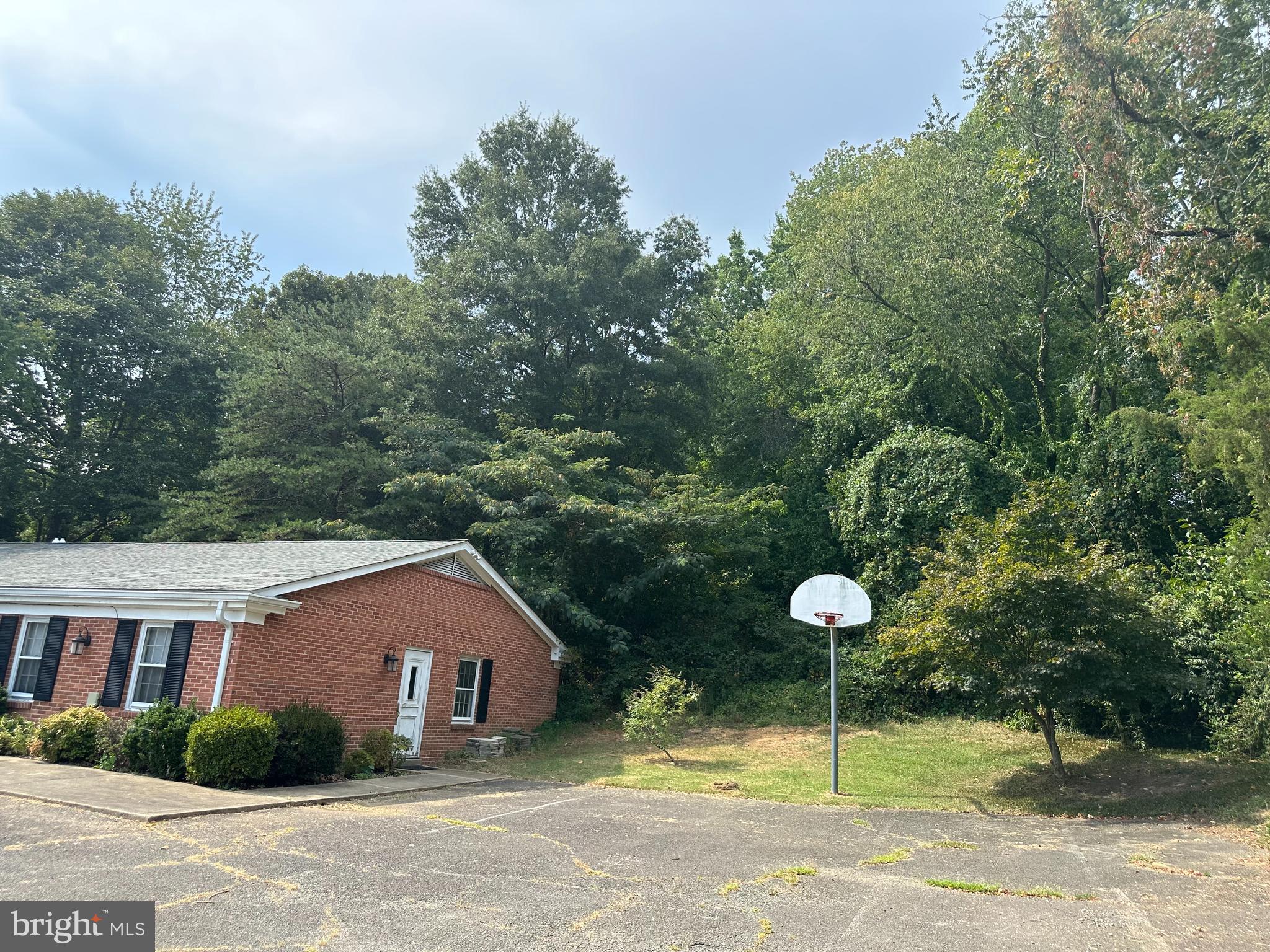 HAPPY VALLEY - Residential