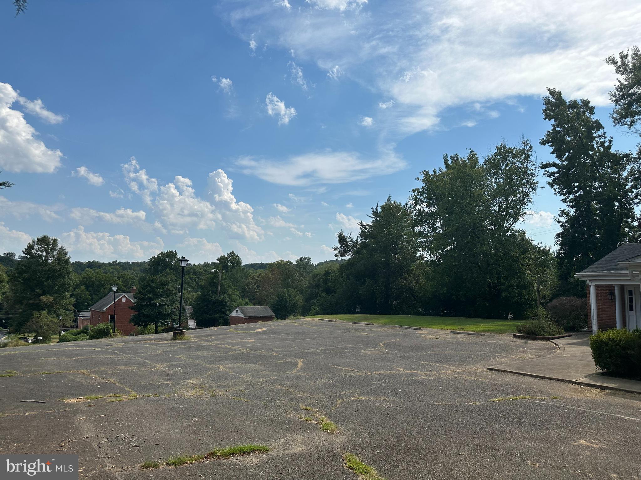 HAPPY VALLEY - Residential