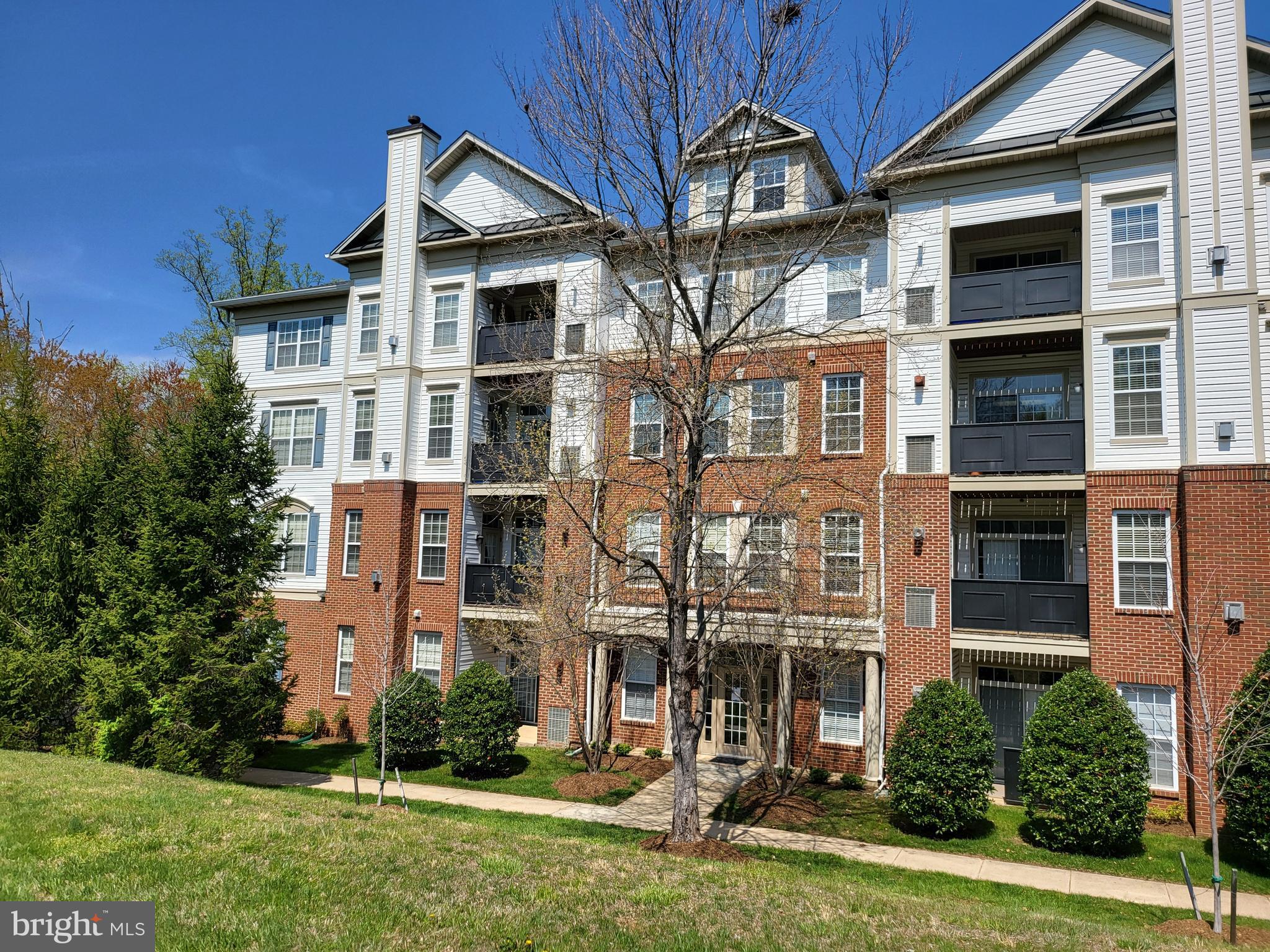 COURTS AT WESCOTT RIDGE - Residential Lease