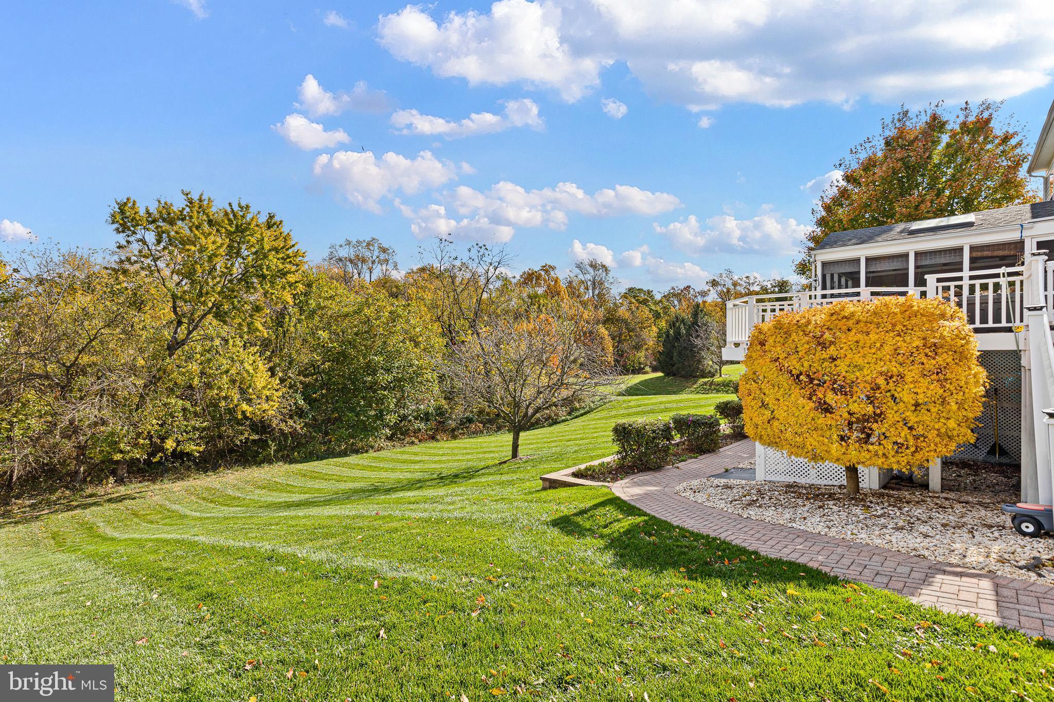 SHANNON COVE - Residential