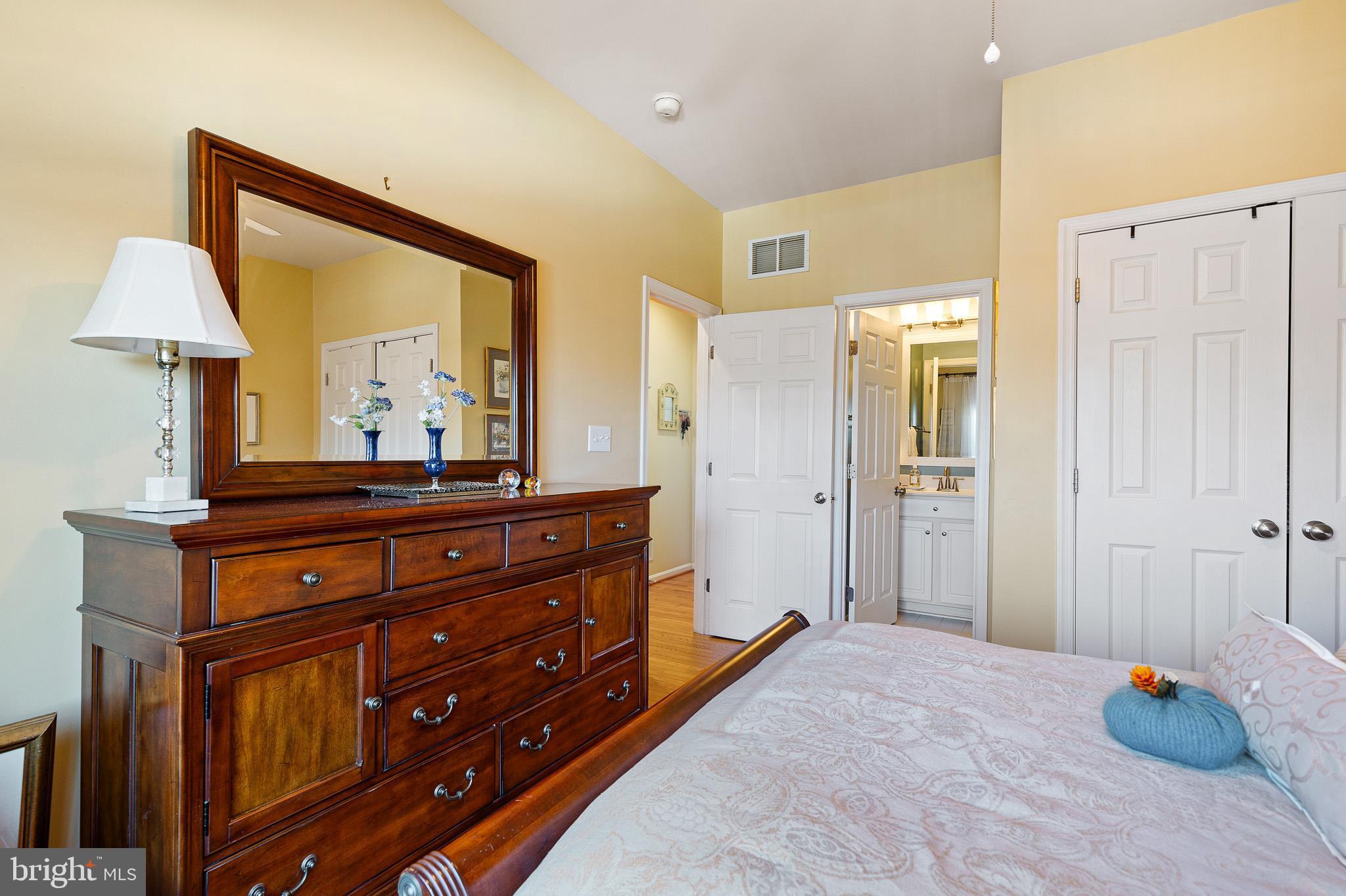 SHANNON COVE - Residential