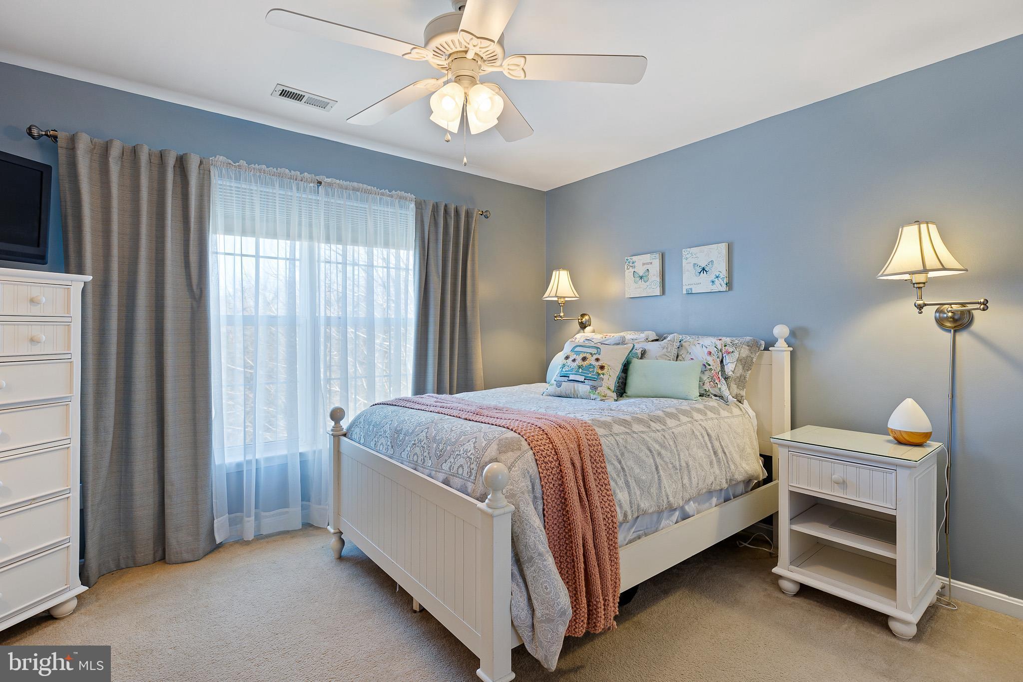 SHANNON COVE - Residential