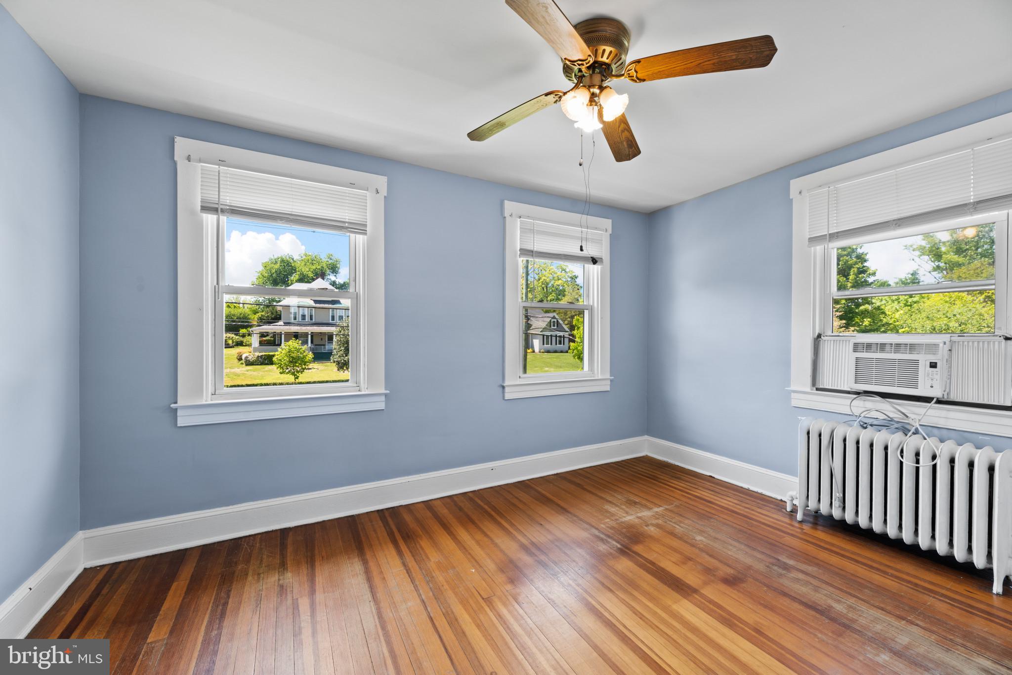 OAK FOREST - Residential