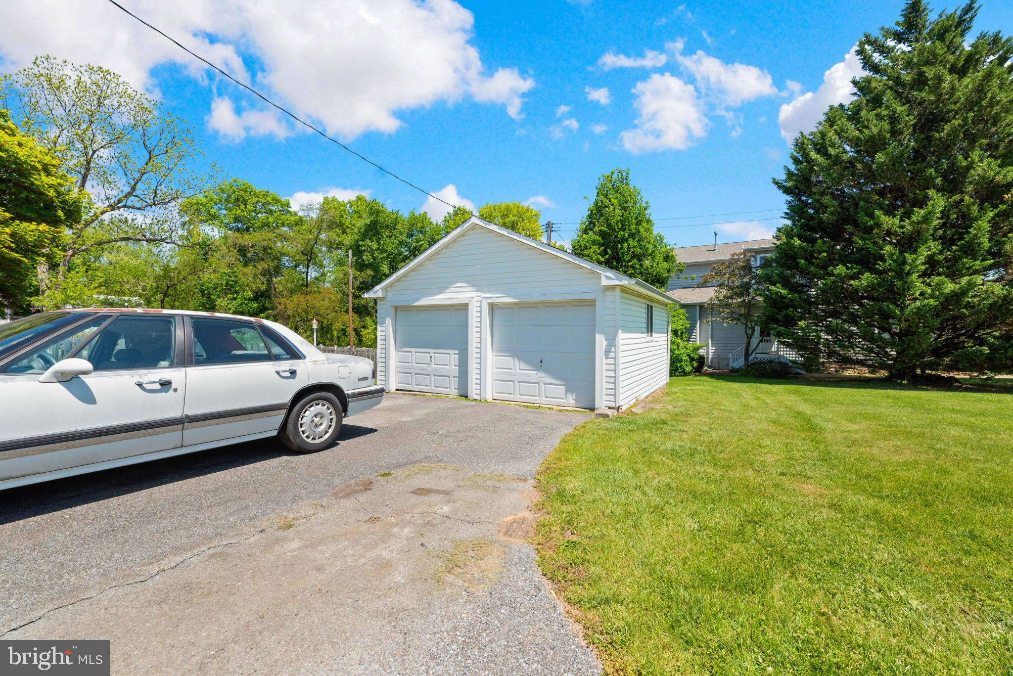 OAK FOREST - Residential