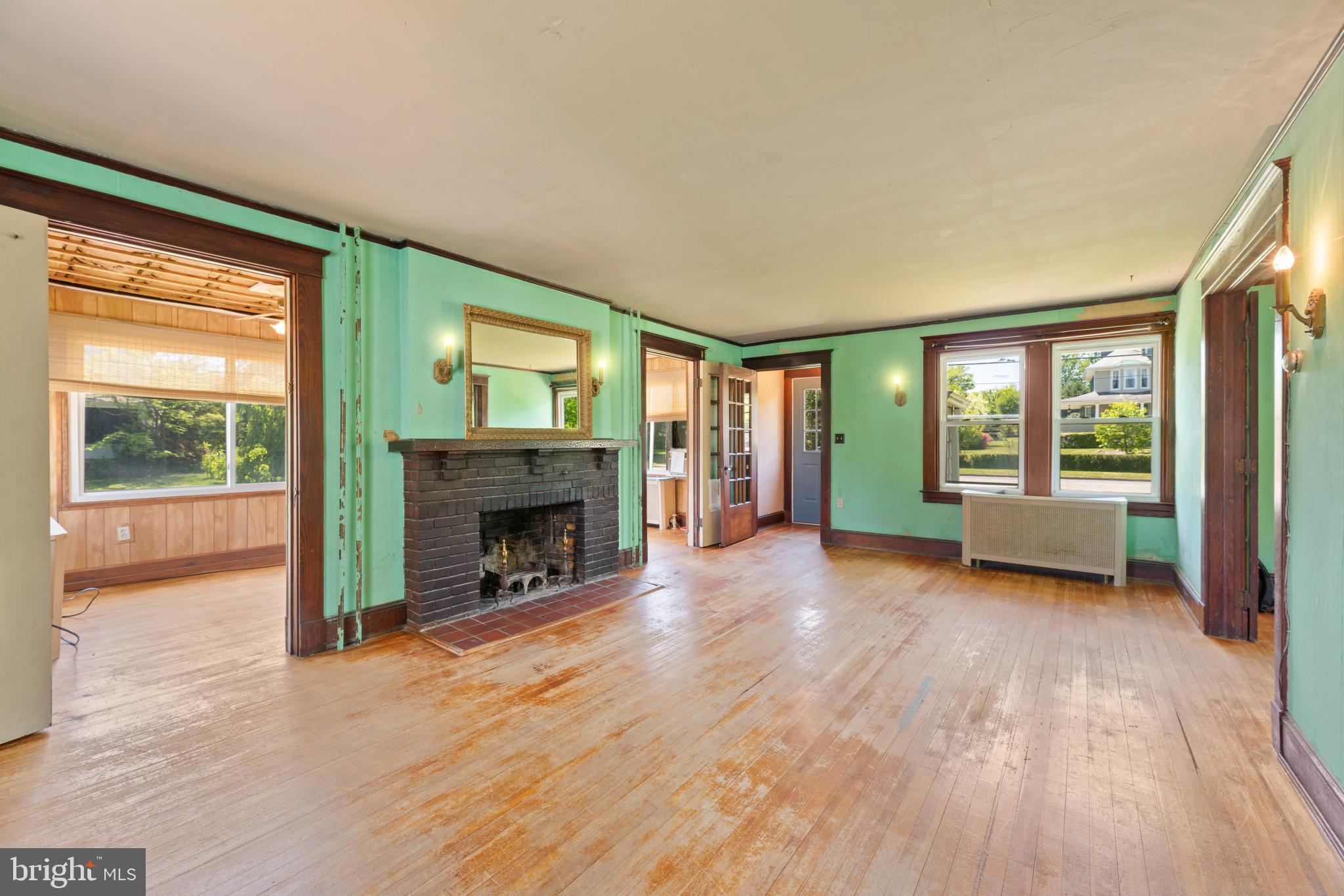 OAK FOREST - Residential