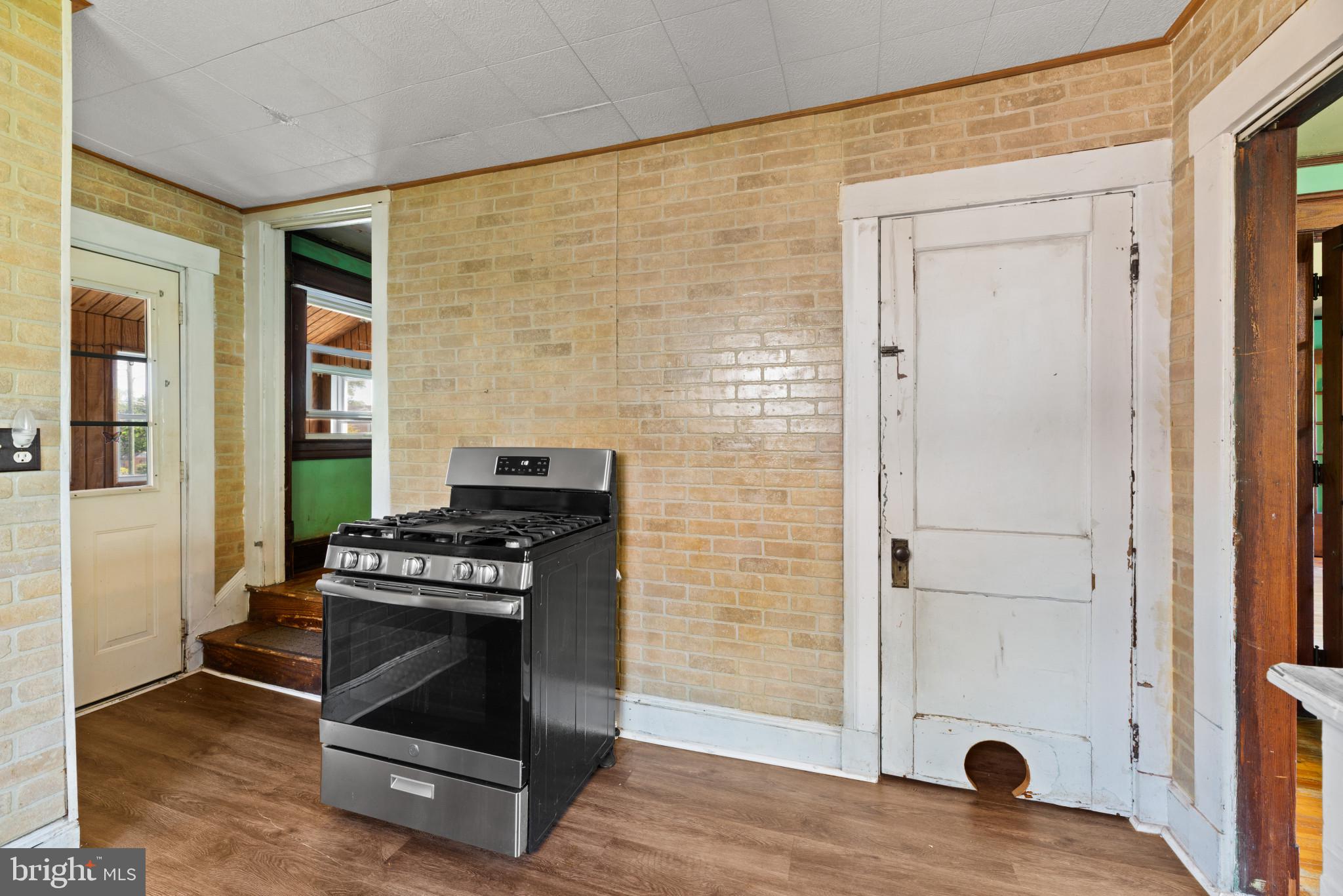 OAK FOREST - Residential