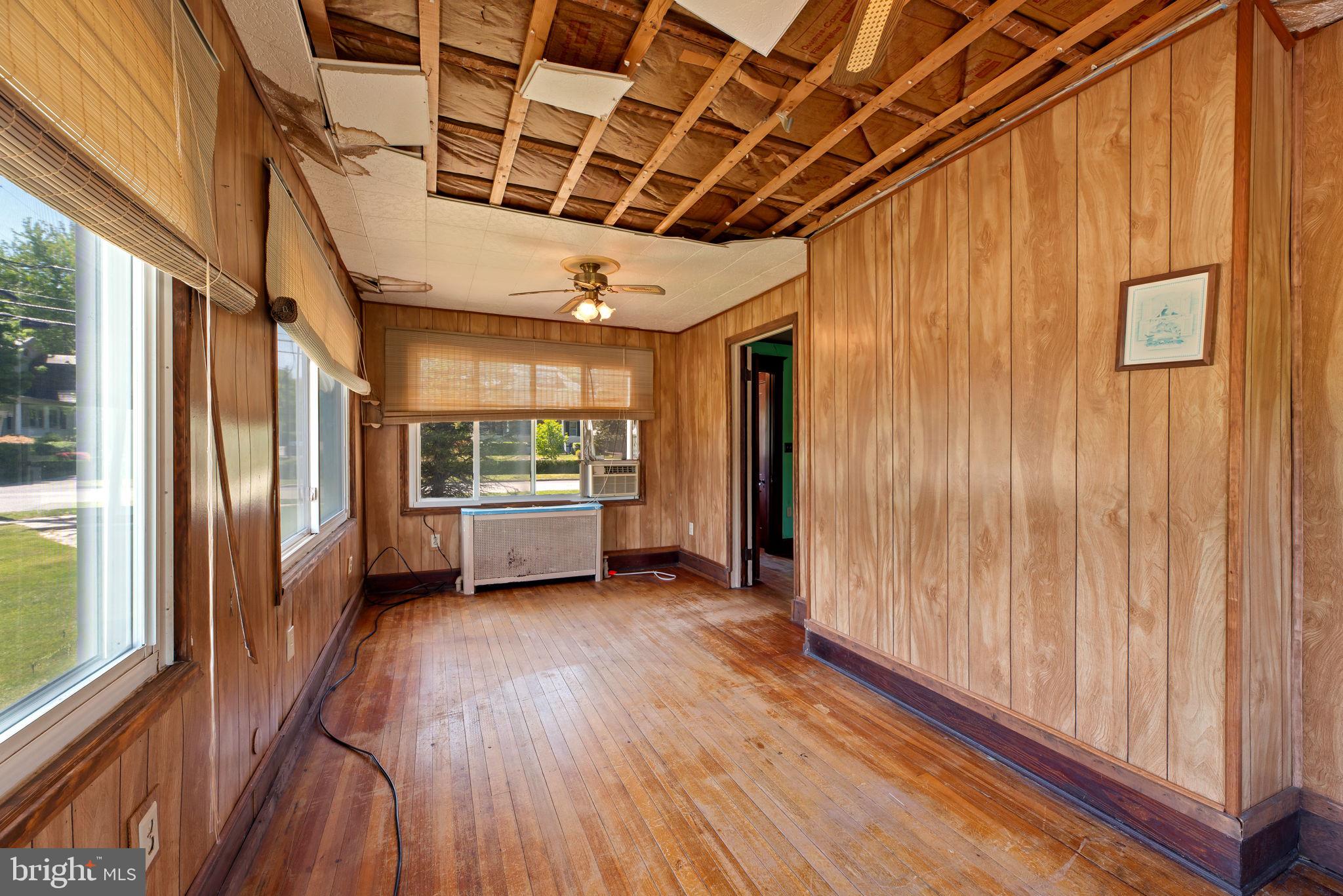 OAK FOREST - Residential