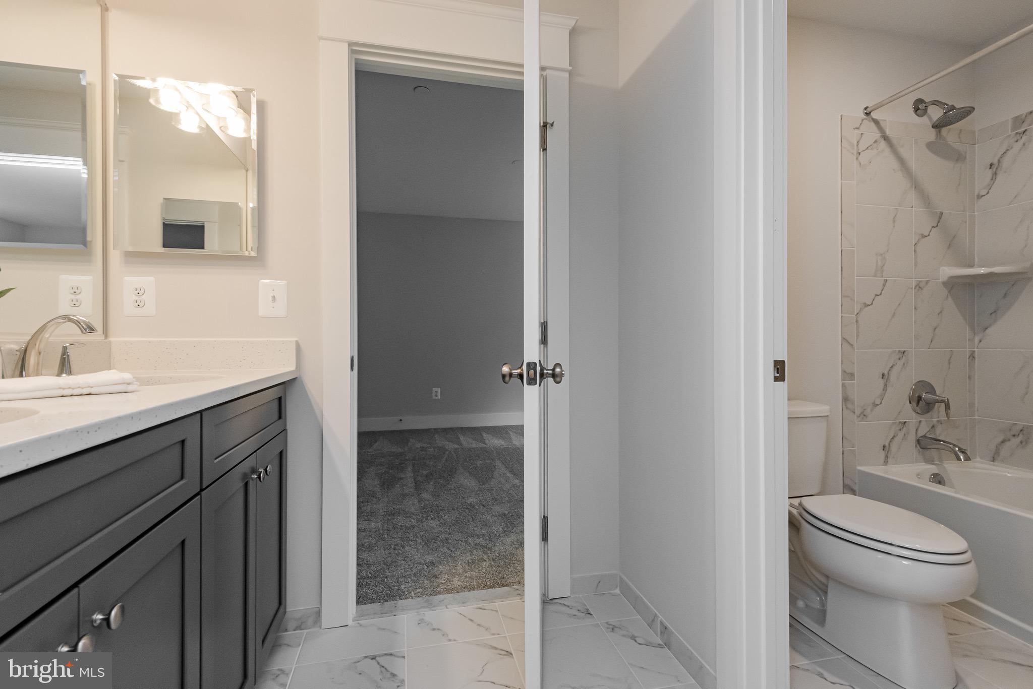 HOMESTEAD ON THE SEVERN - Residential