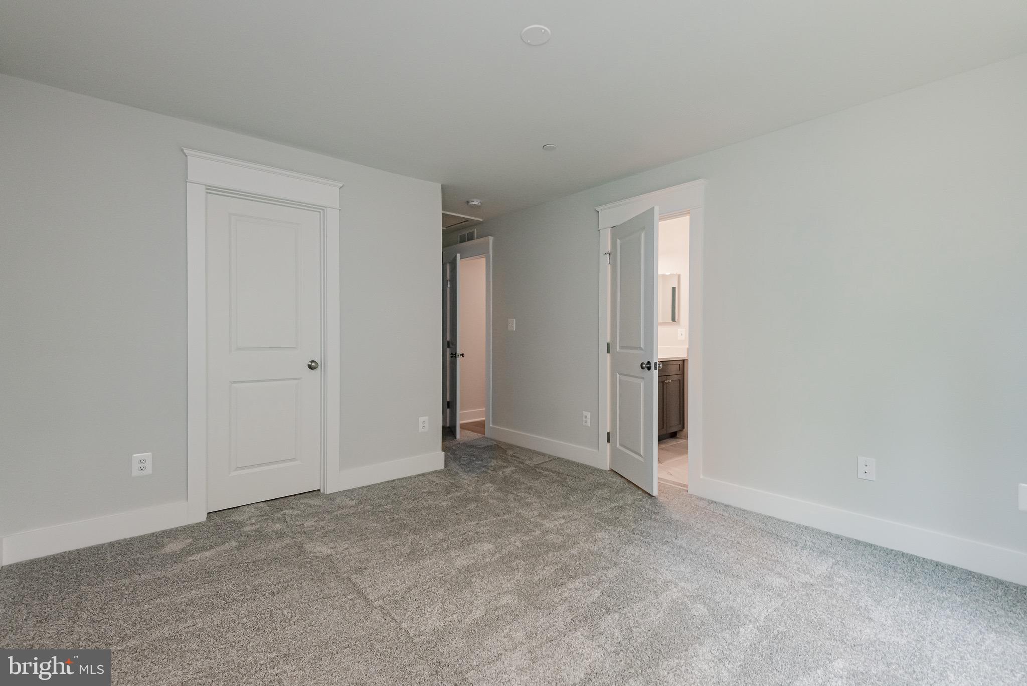 HOMESTEAD ON THE SEVERN - Residential