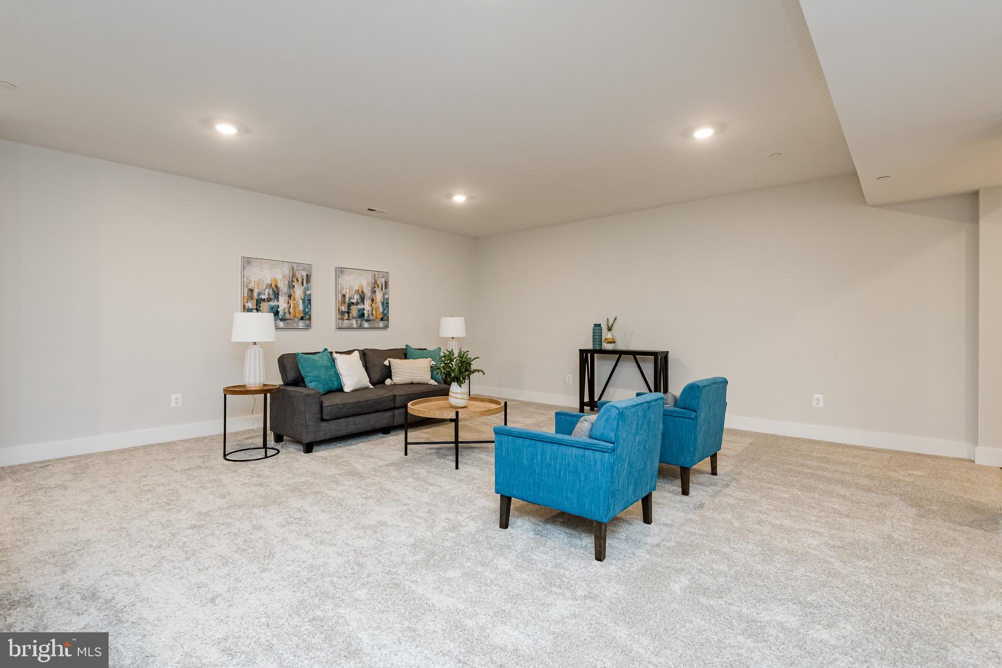 HOMESTEAD ON THE SEVERN - Residential