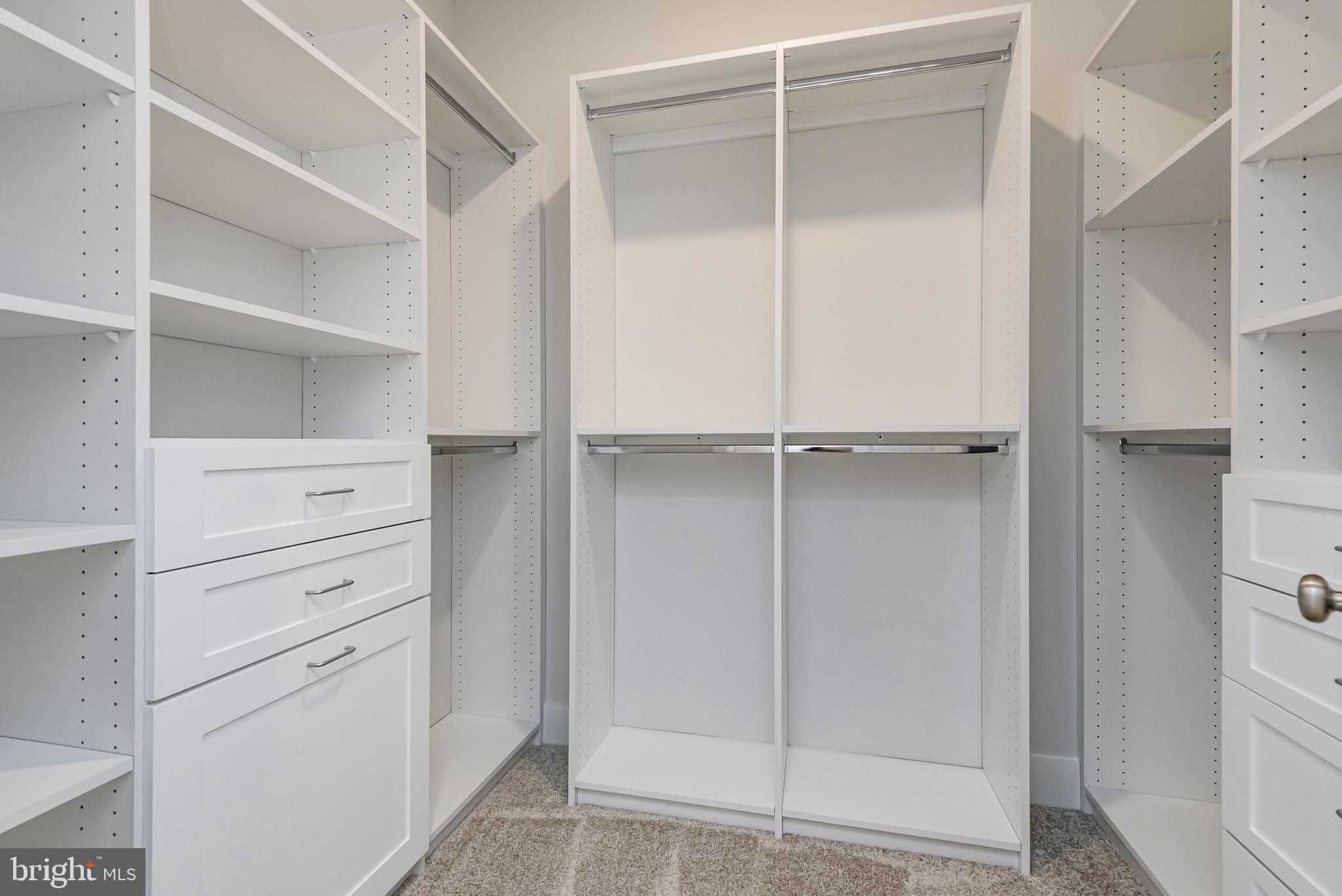 HOMESTEAD ON THE SEVERN - Residential