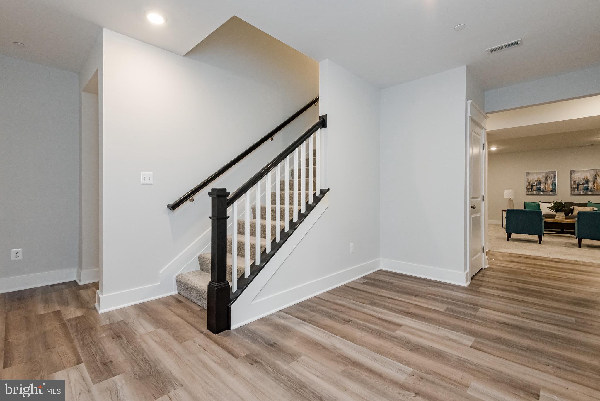 HOMESTEAD ON THE SEVERN - Residential