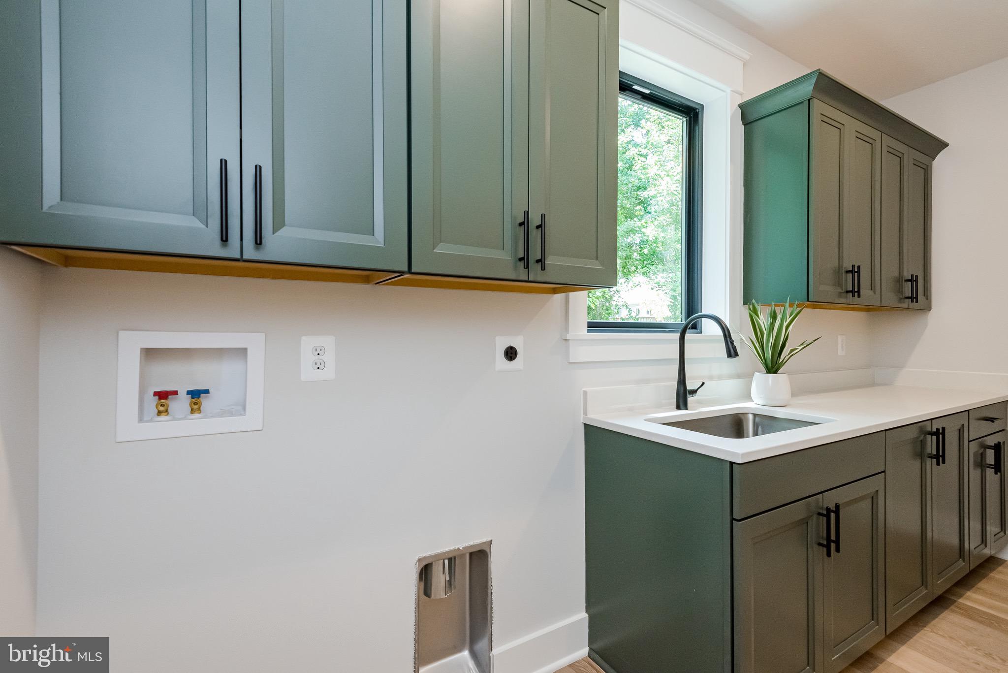 HOMESTEAD ON THE SEVERN - Residential