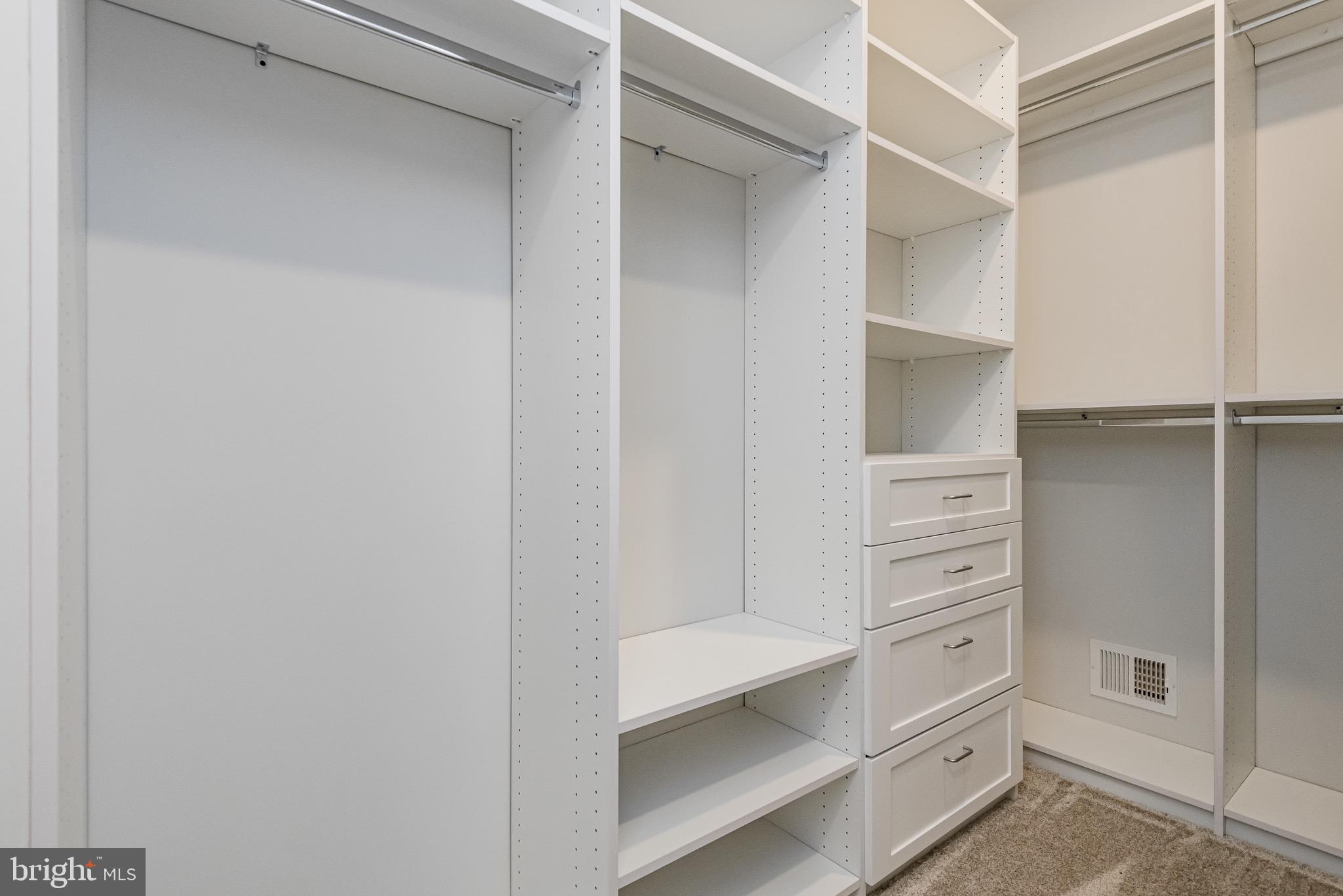 HOMESTEAD ON THE SEVERN - Residential