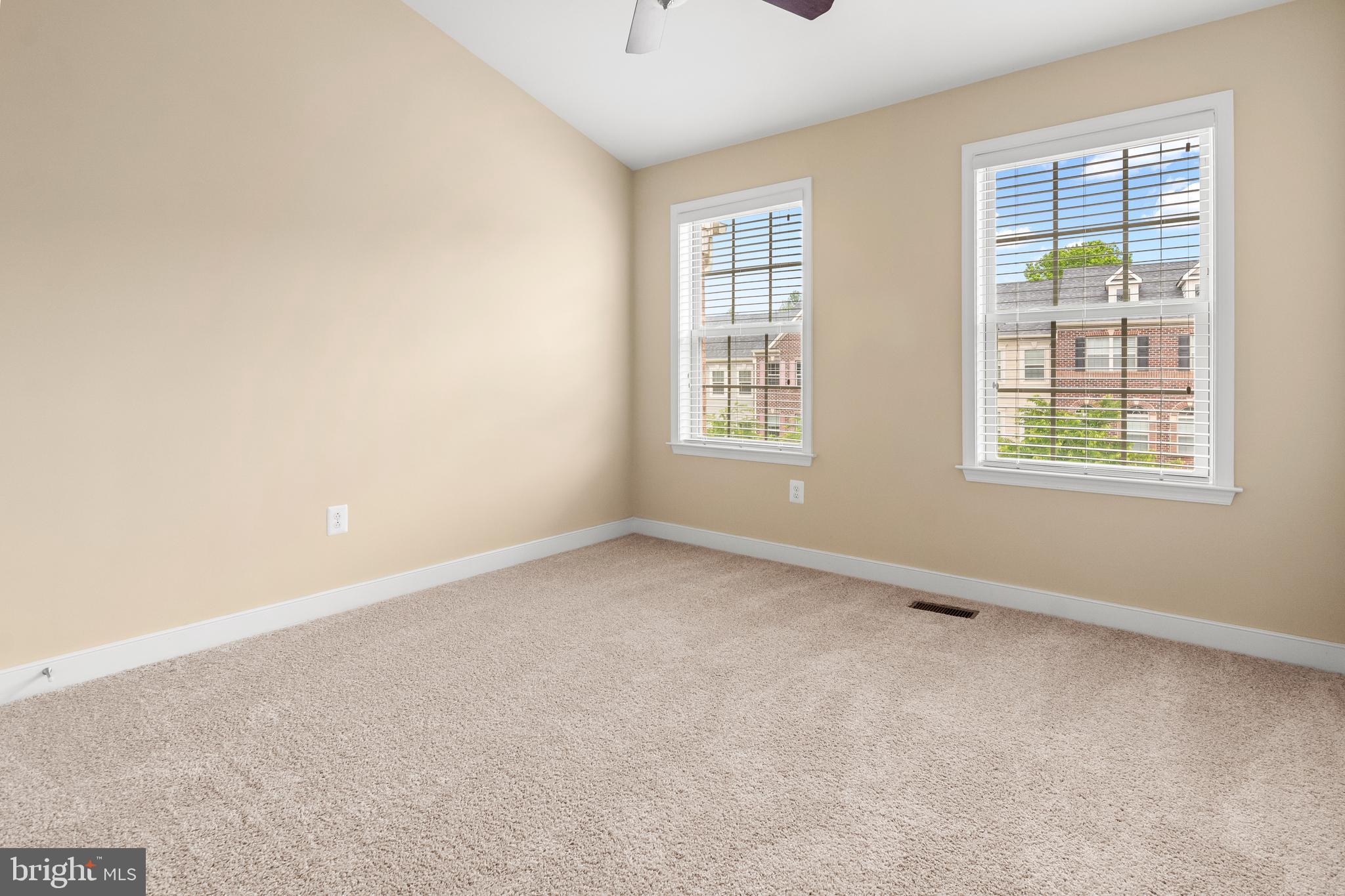 HUNT VALLEY OVERLOOK - Residential