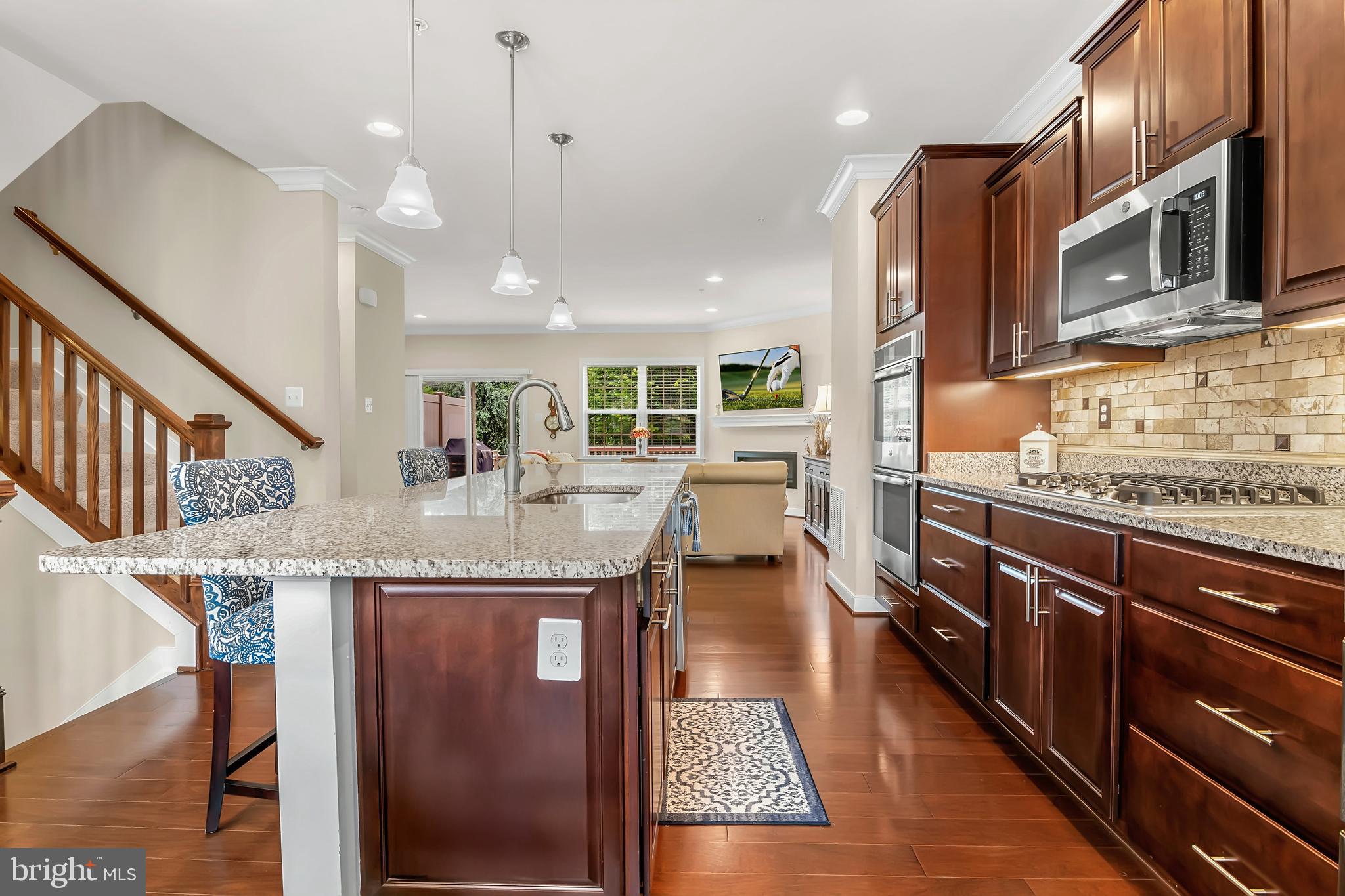 HUNT VALLEY OVERLOOK - Residential