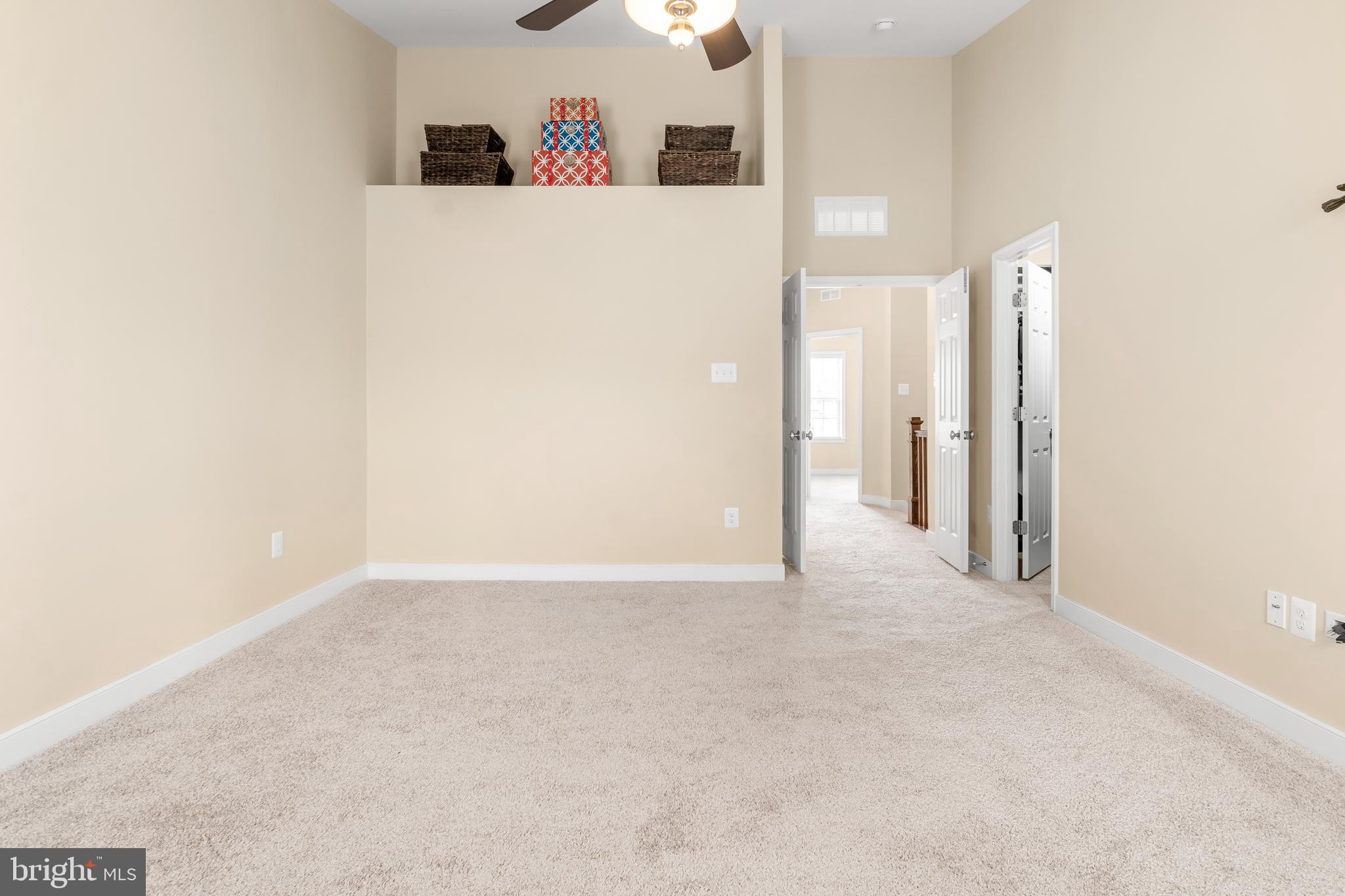 HUNT VALLEY OVERLOOK - Residential