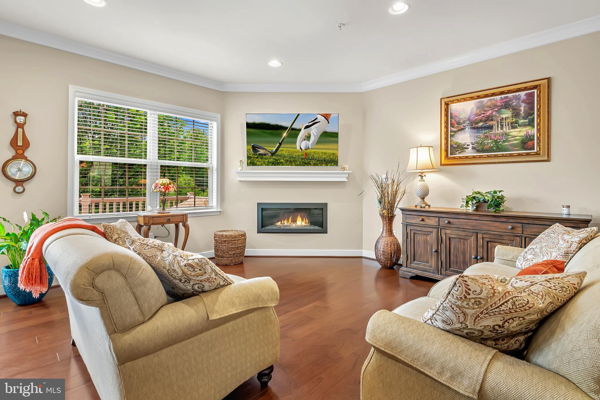 HUNT VALLEY OVERLOOK - Residential