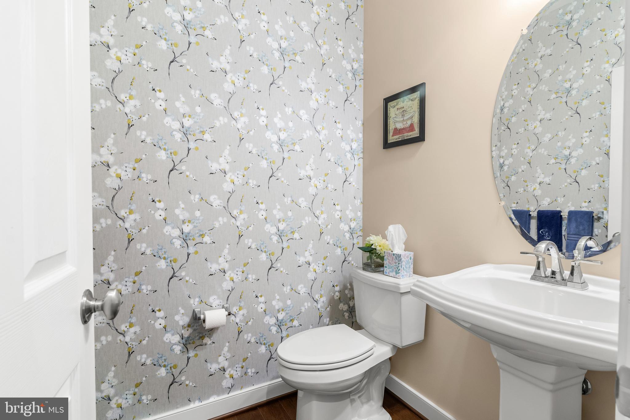 HUNT VALLEY OVERLOOK - Residential