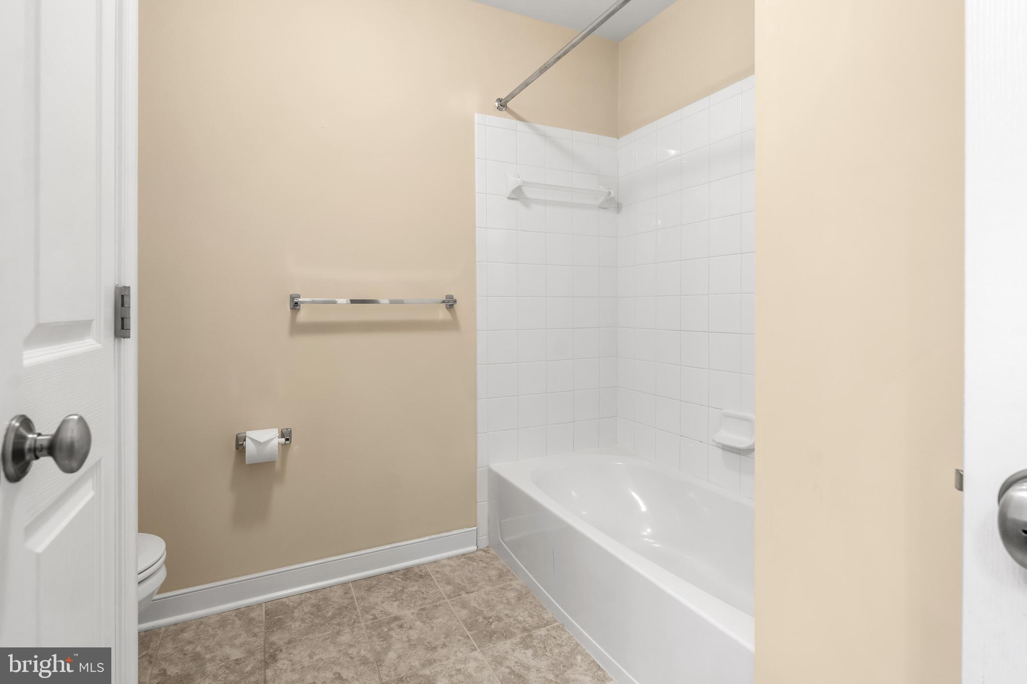 HUNT VALLEY OVERLOOK - Residential