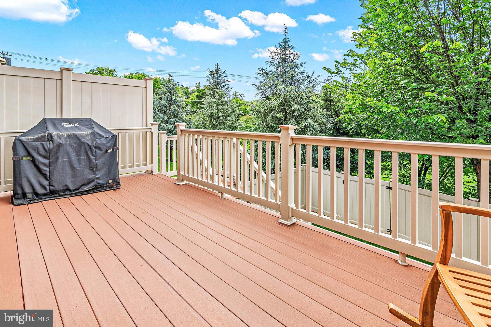 HUNT VALLEY OVERLOOK - Residential