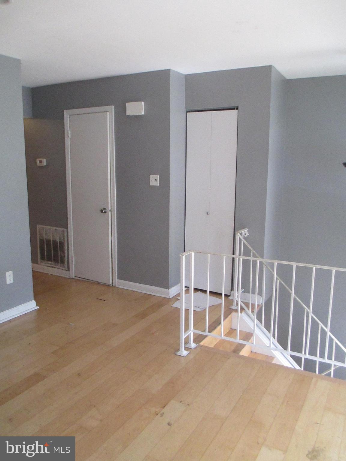 HANSON OAKS - Residential