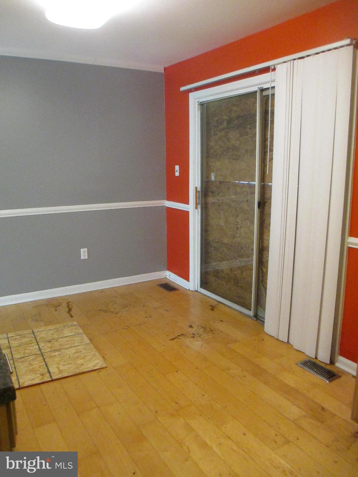 HANSON OAKS - Residential