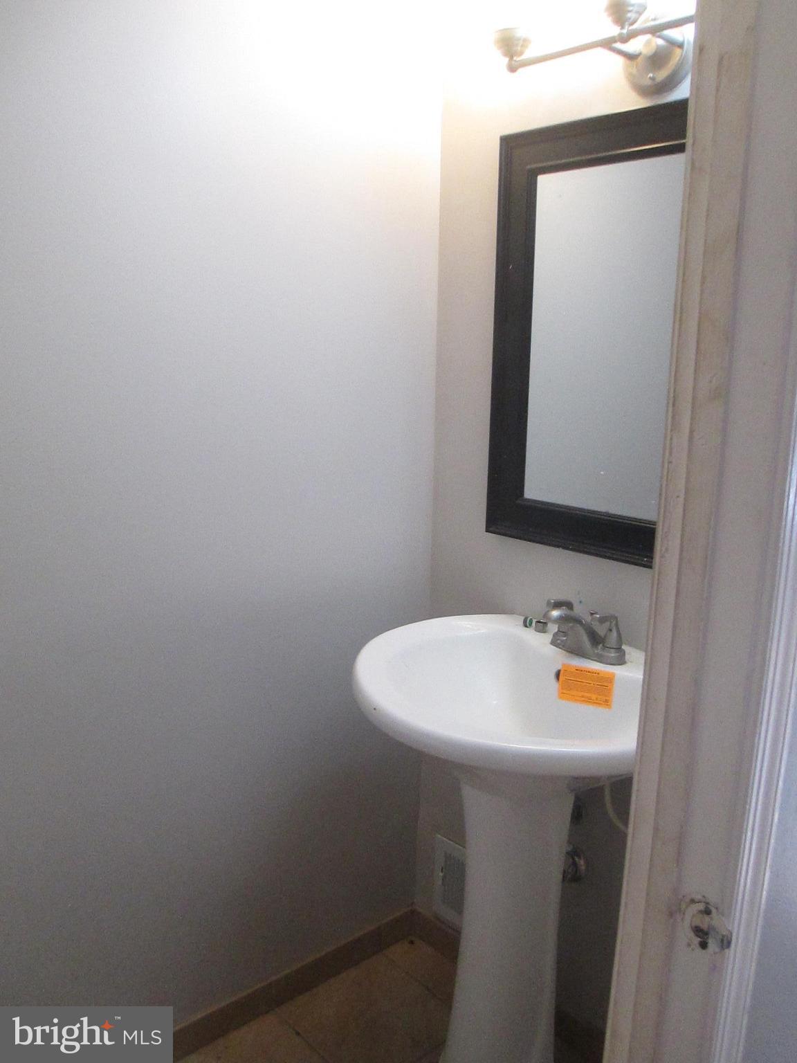 HANSON OAKS - Residential