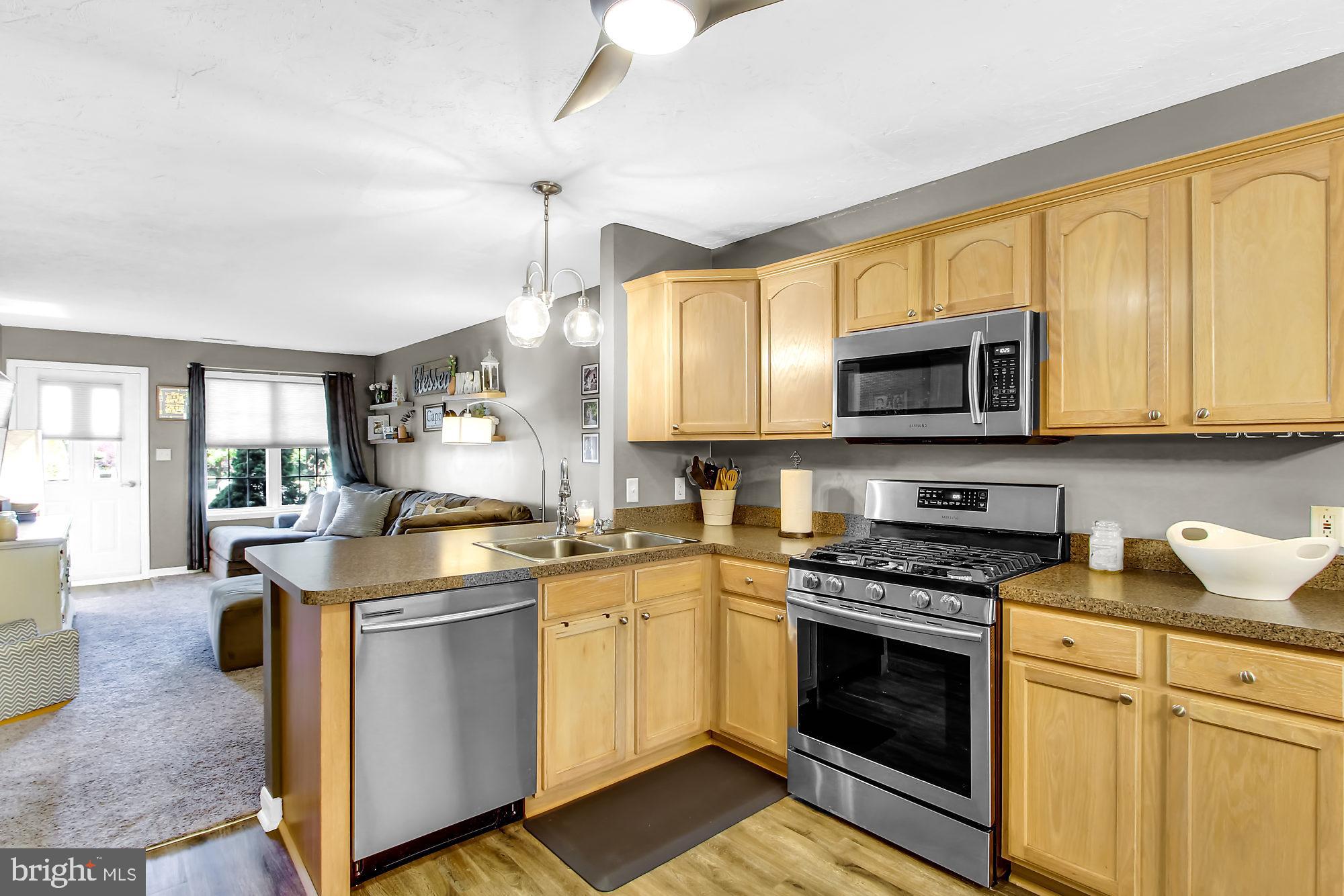 BOULEVARD COMMONS - Residential