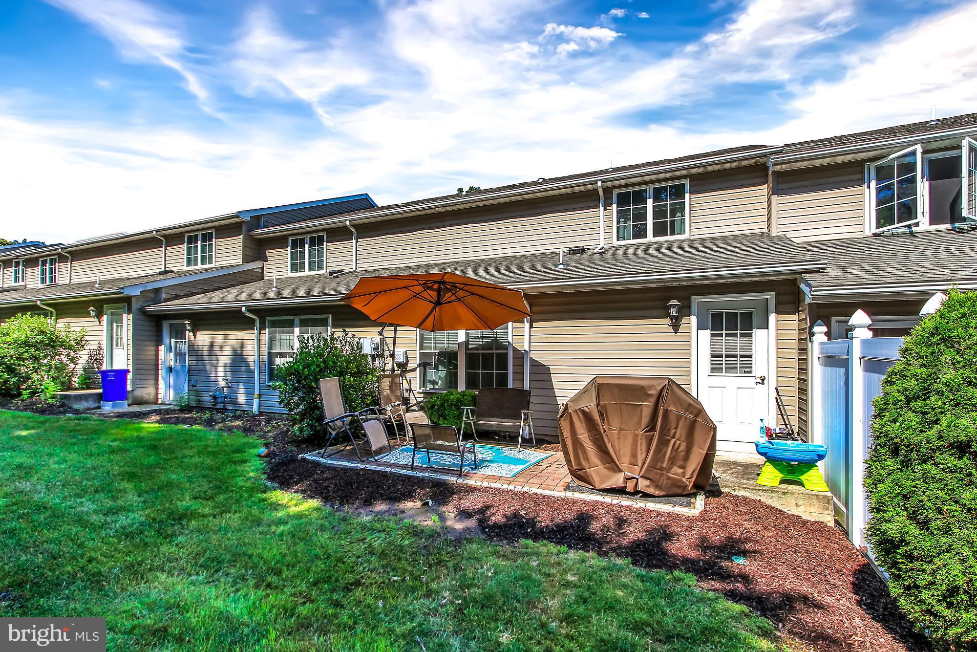 BOULEVARD COMMONS - Residential