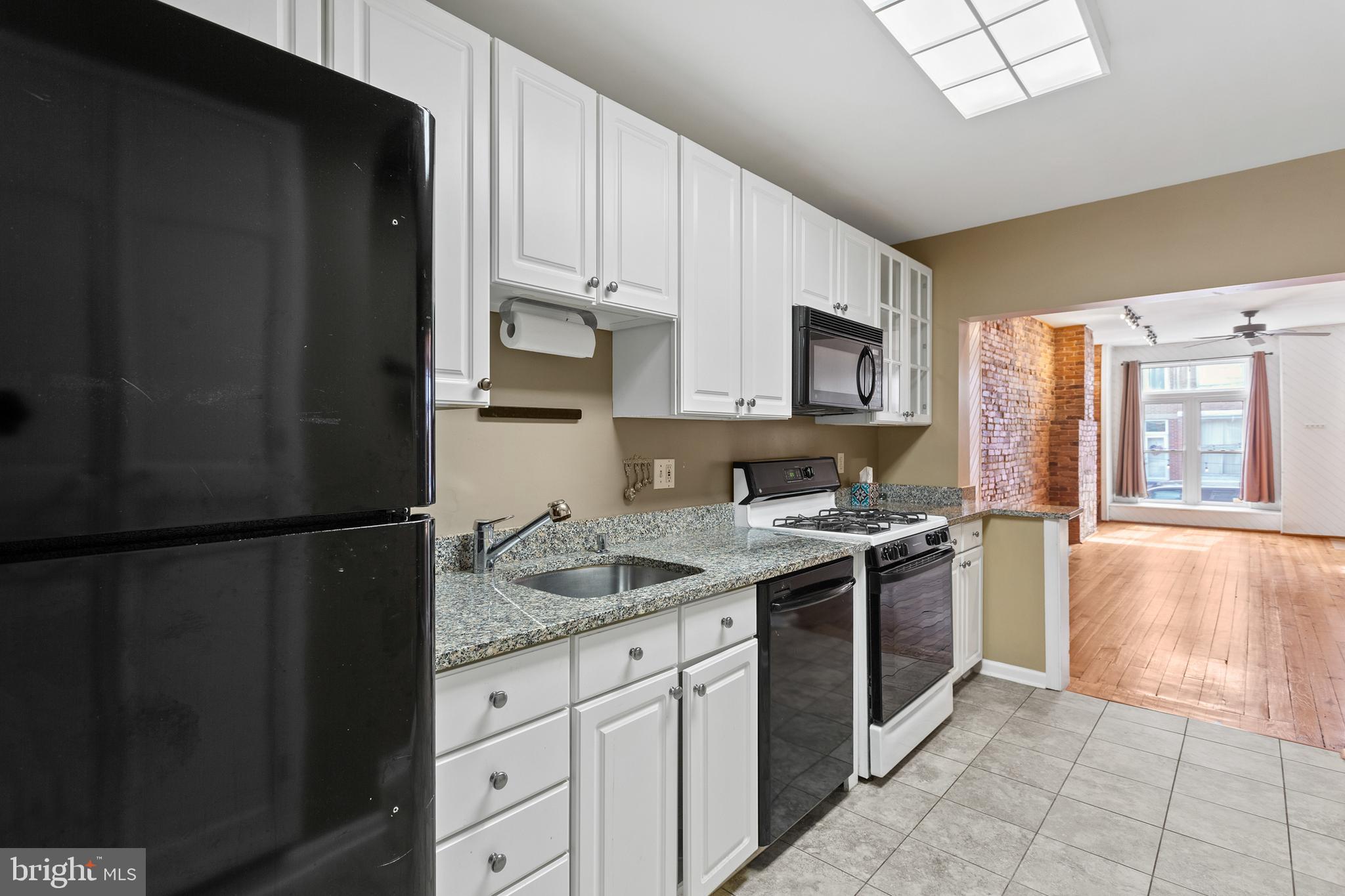 RIVERSIDE - Residential