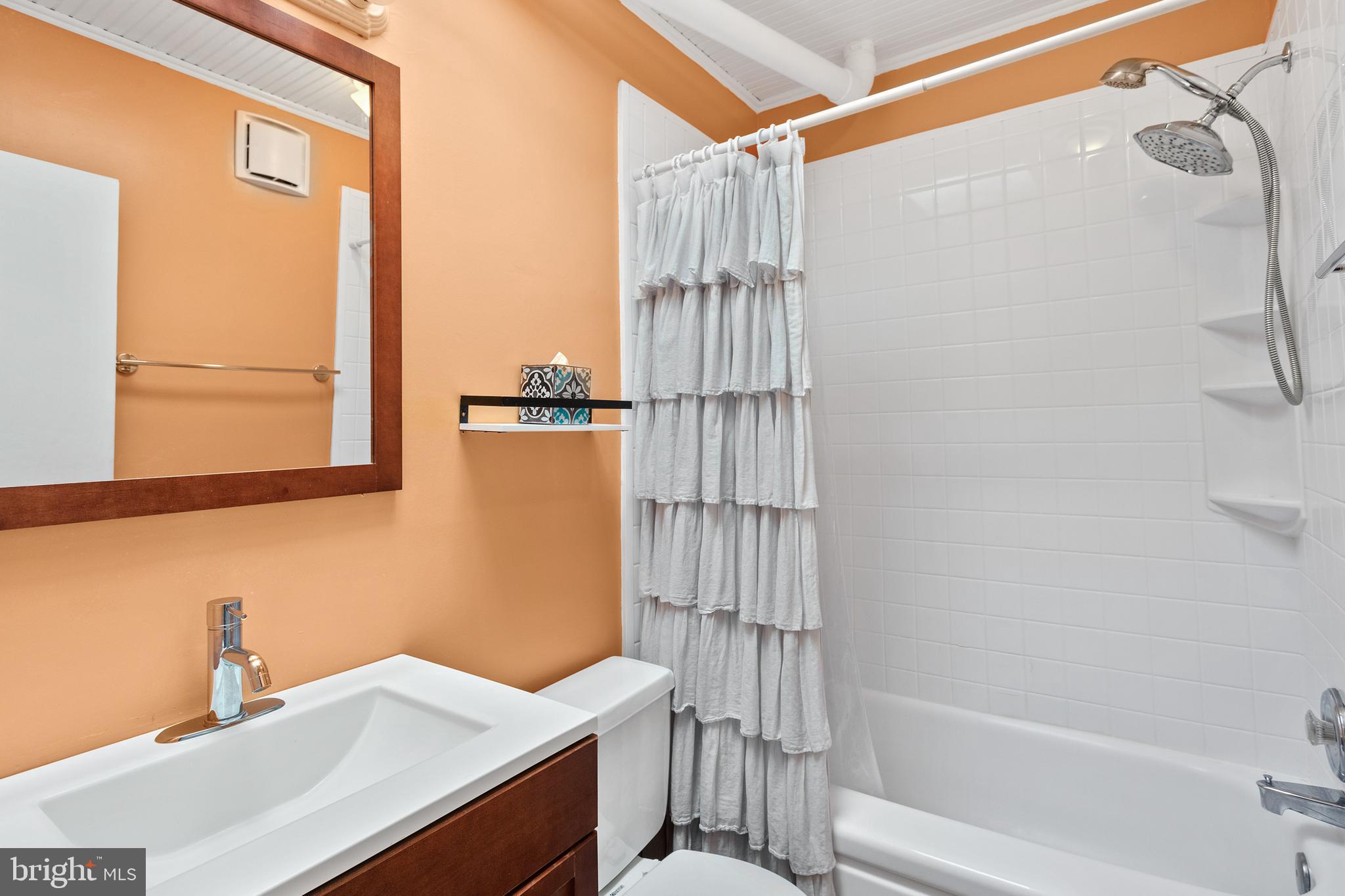 RIVERSIDE - Residential