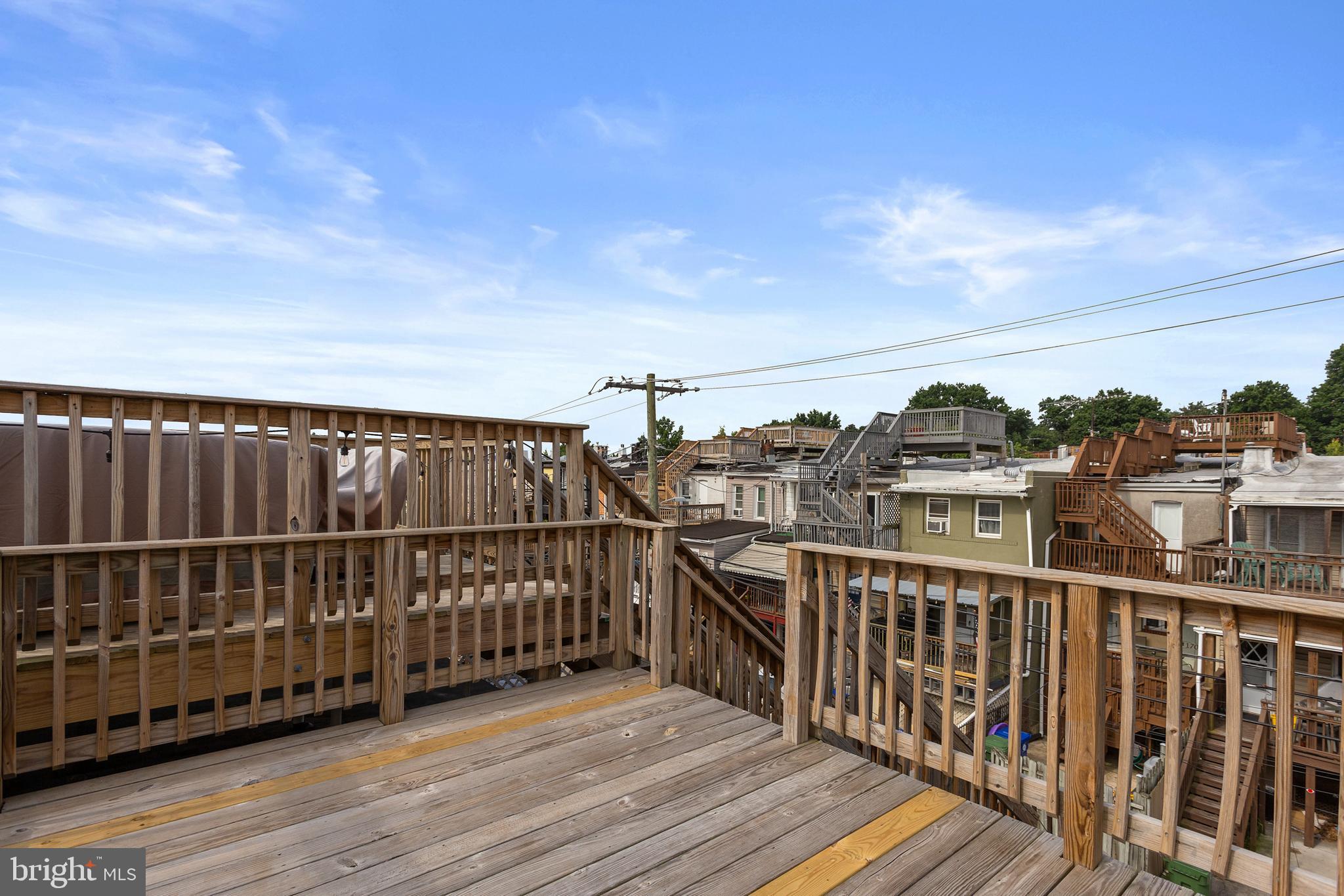 RIVERSIDE - Residential