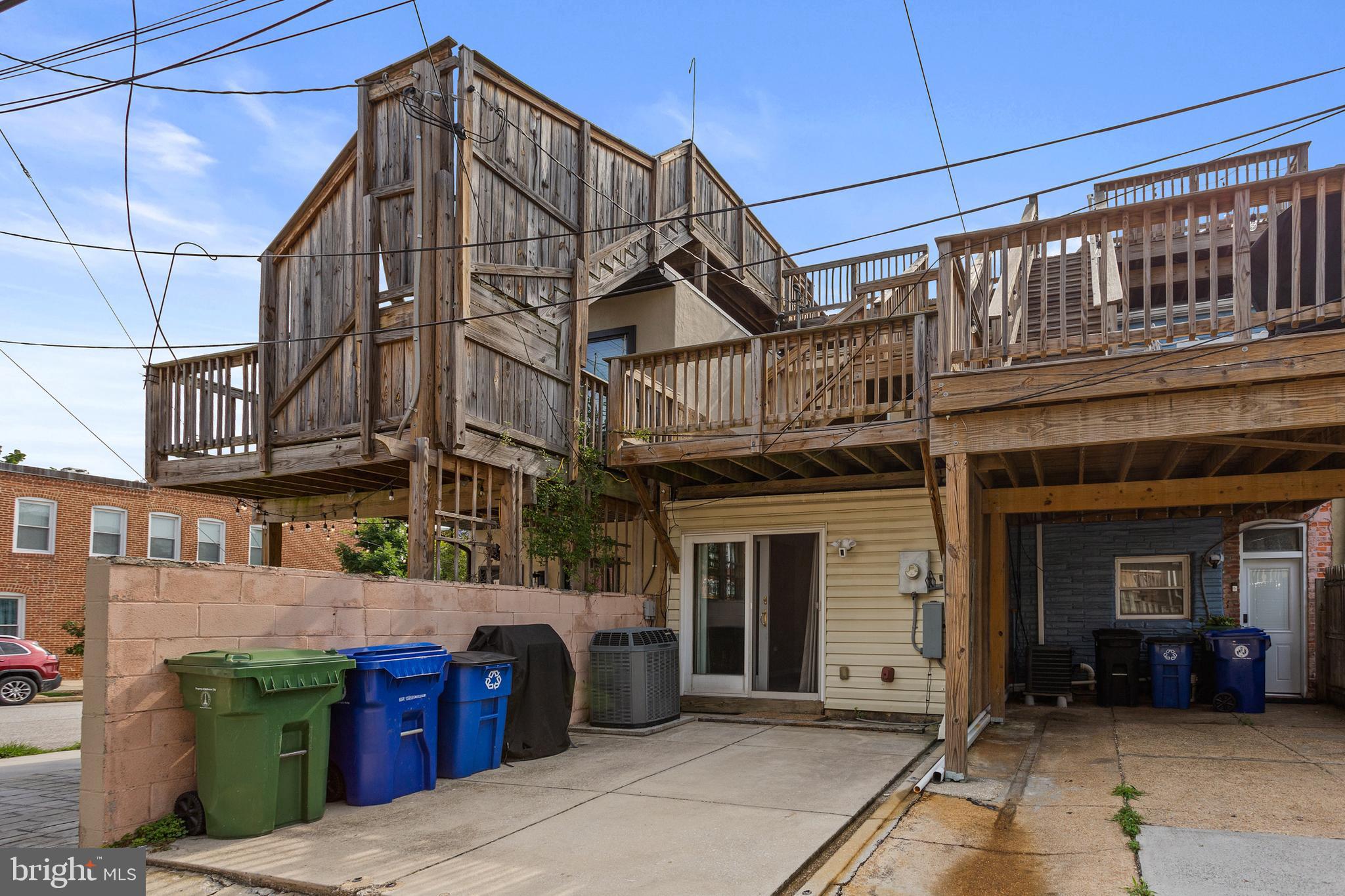 RIVERSIDE - Residential