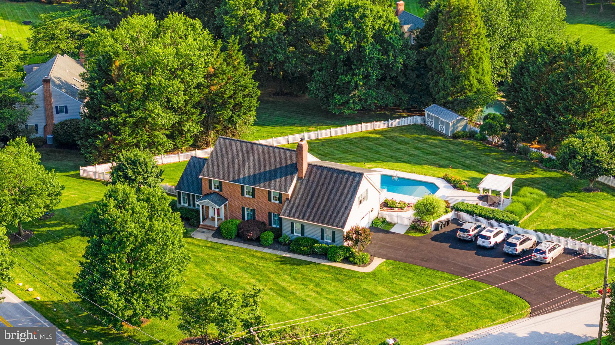 STANSBURY MANOR - Residential