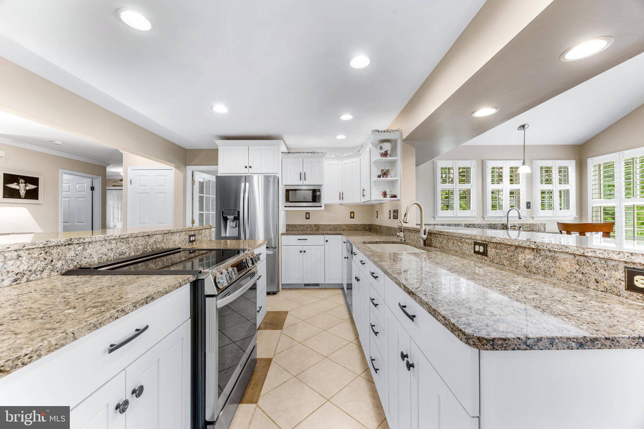 STANSBURY MANOR - Residential