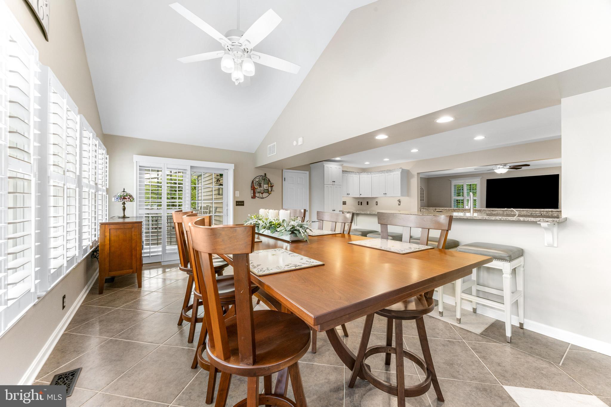 STANSBURY MANOR - Residential