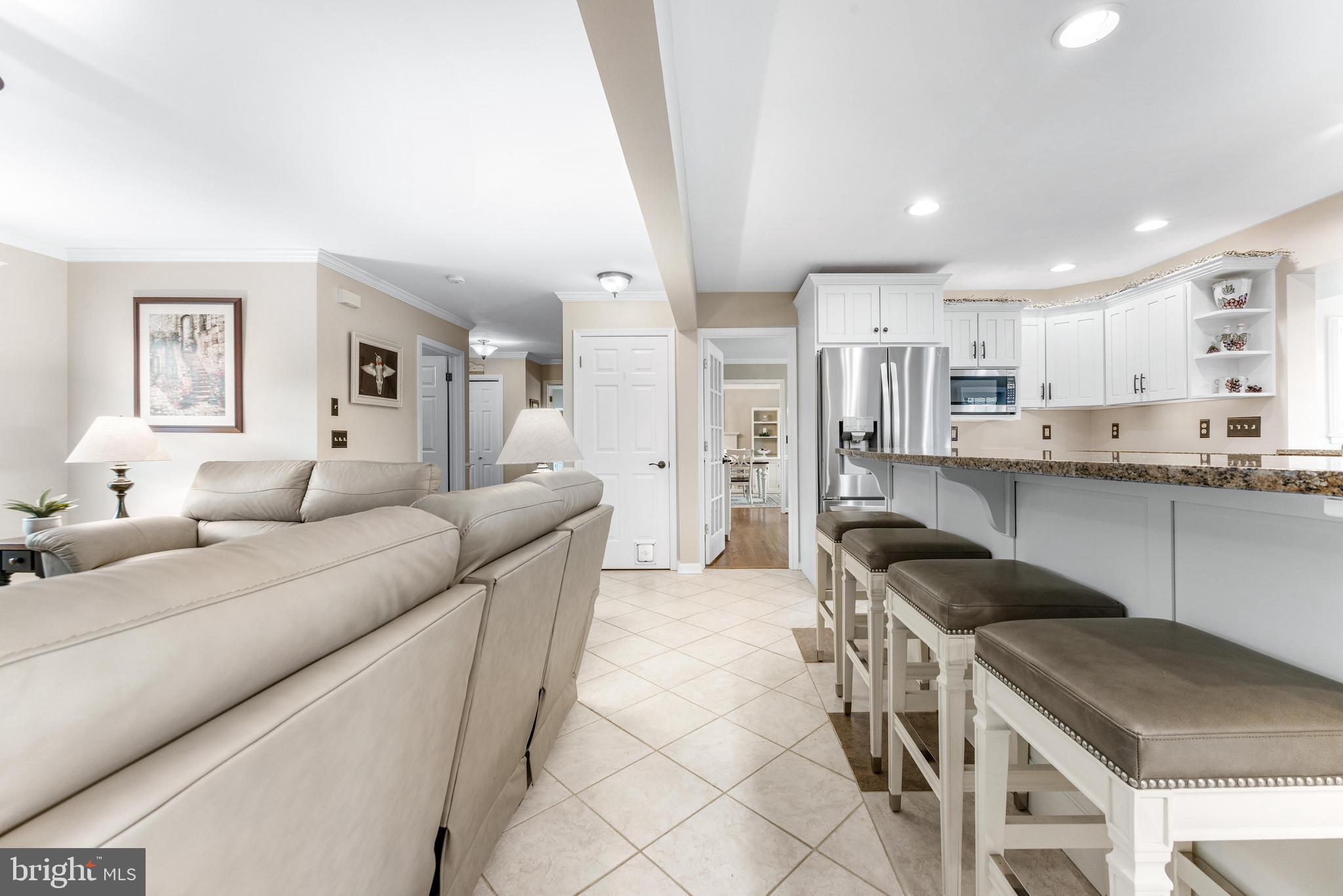 STANSBURY MANOR - Residential