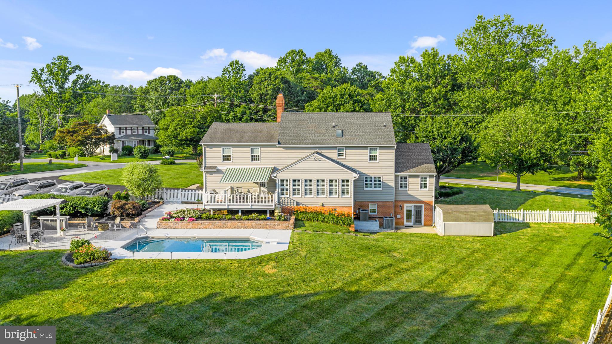 STANSBURY MANOR - Residential