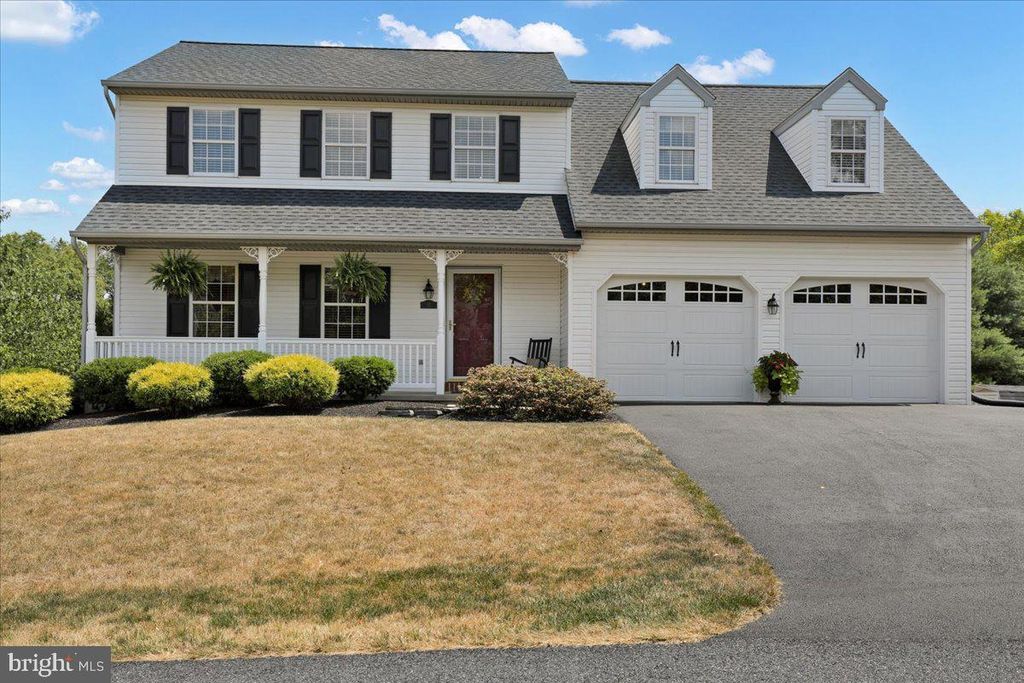 Photo of 12 Conoy Circle, Elizabethtown, PA 17022 (MLS # PALA2053904)