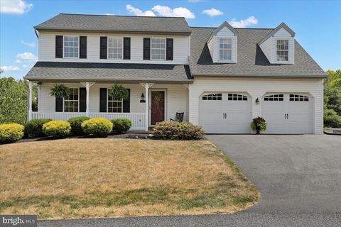 Photo of 12 Conoy Circle, Elizabethtown, PA 17022 (MLS # PALA2053904)