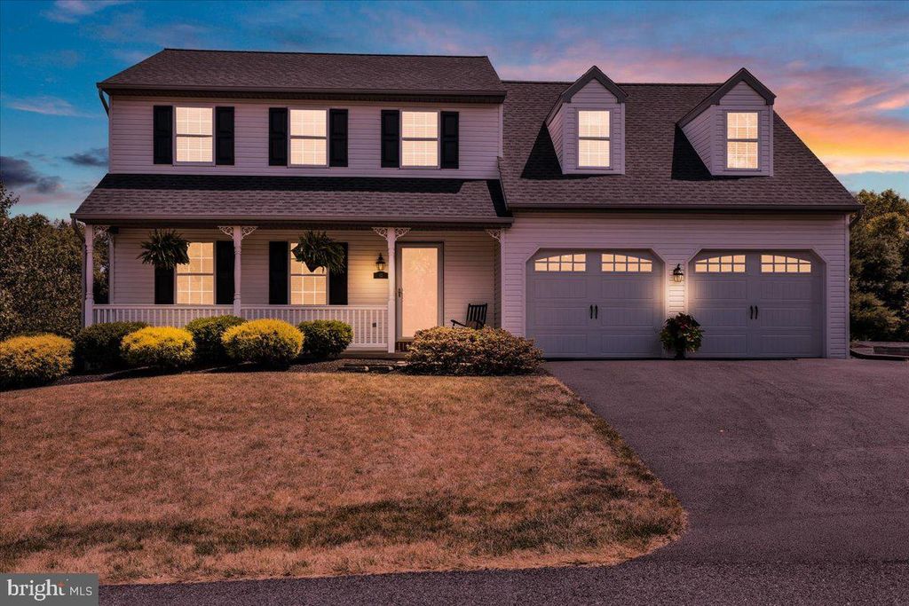 Photo of 12 Conoy Circle, Elizabethtown, PA 17022 (MLS # PALA2053904)